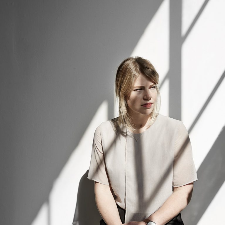 Lillie Thompson - Photographer - Profile Image