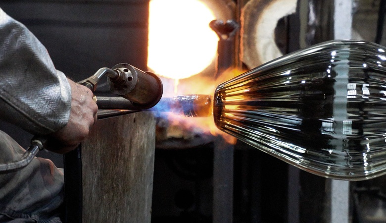 Bailey Light - Australian Construction - Tom Fereday - Design Archive