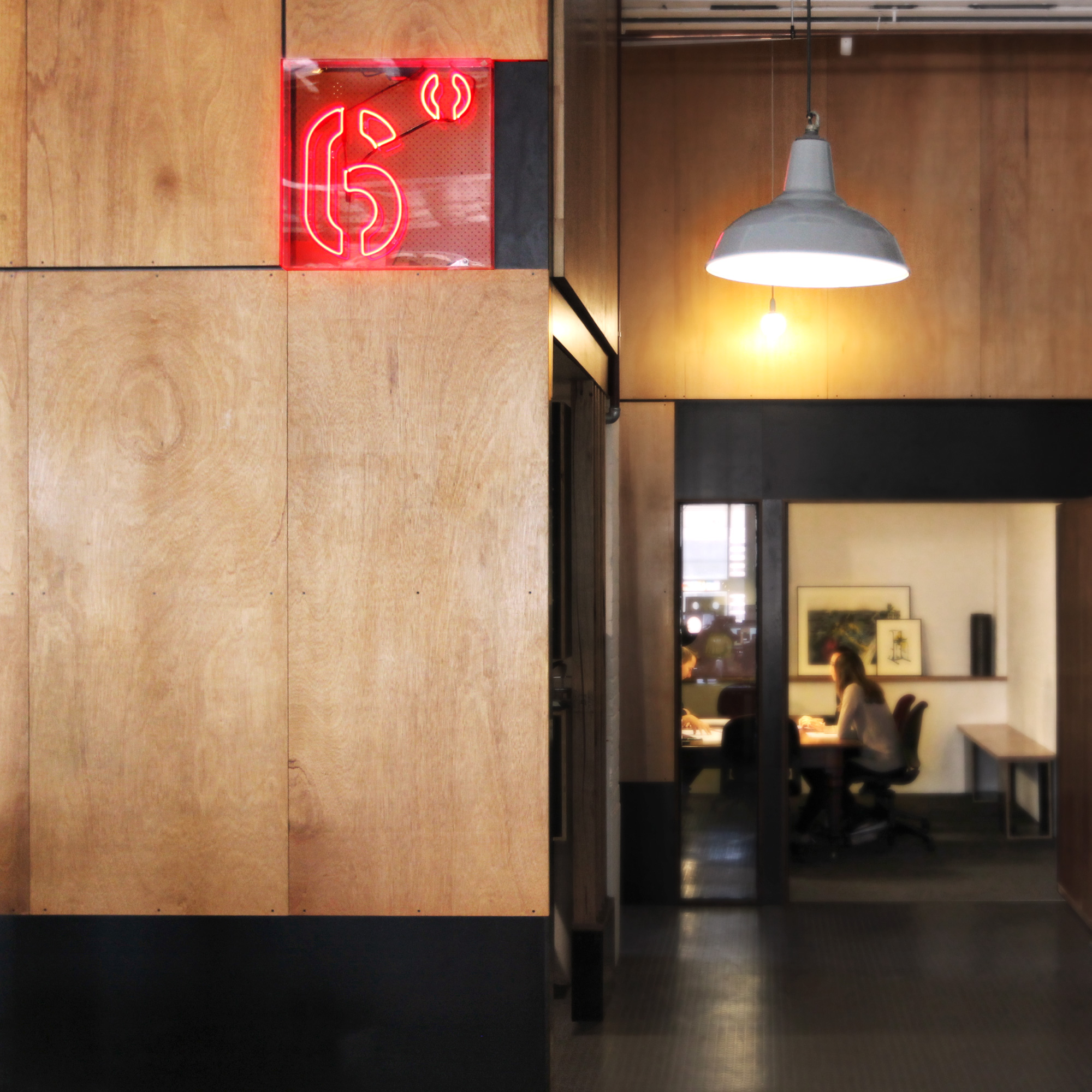 Six-Degrees-Profile-Pic-colour