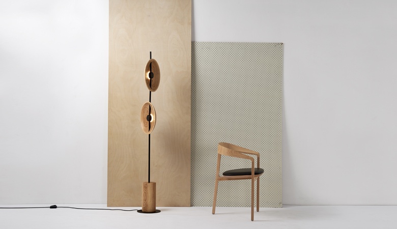 Launching MDW17 - Australian Chair Black - Tom Fereday - Design Archive