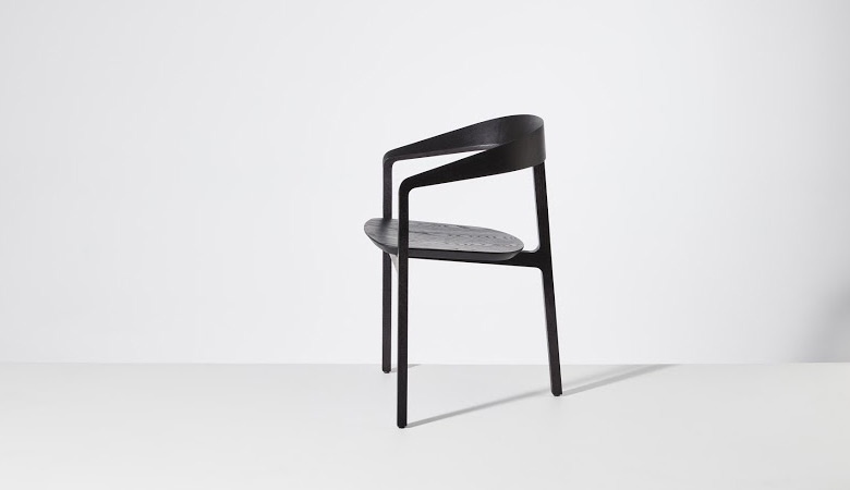 Bow Chair - Lcoal Black - Tom Fereday - Design Archive