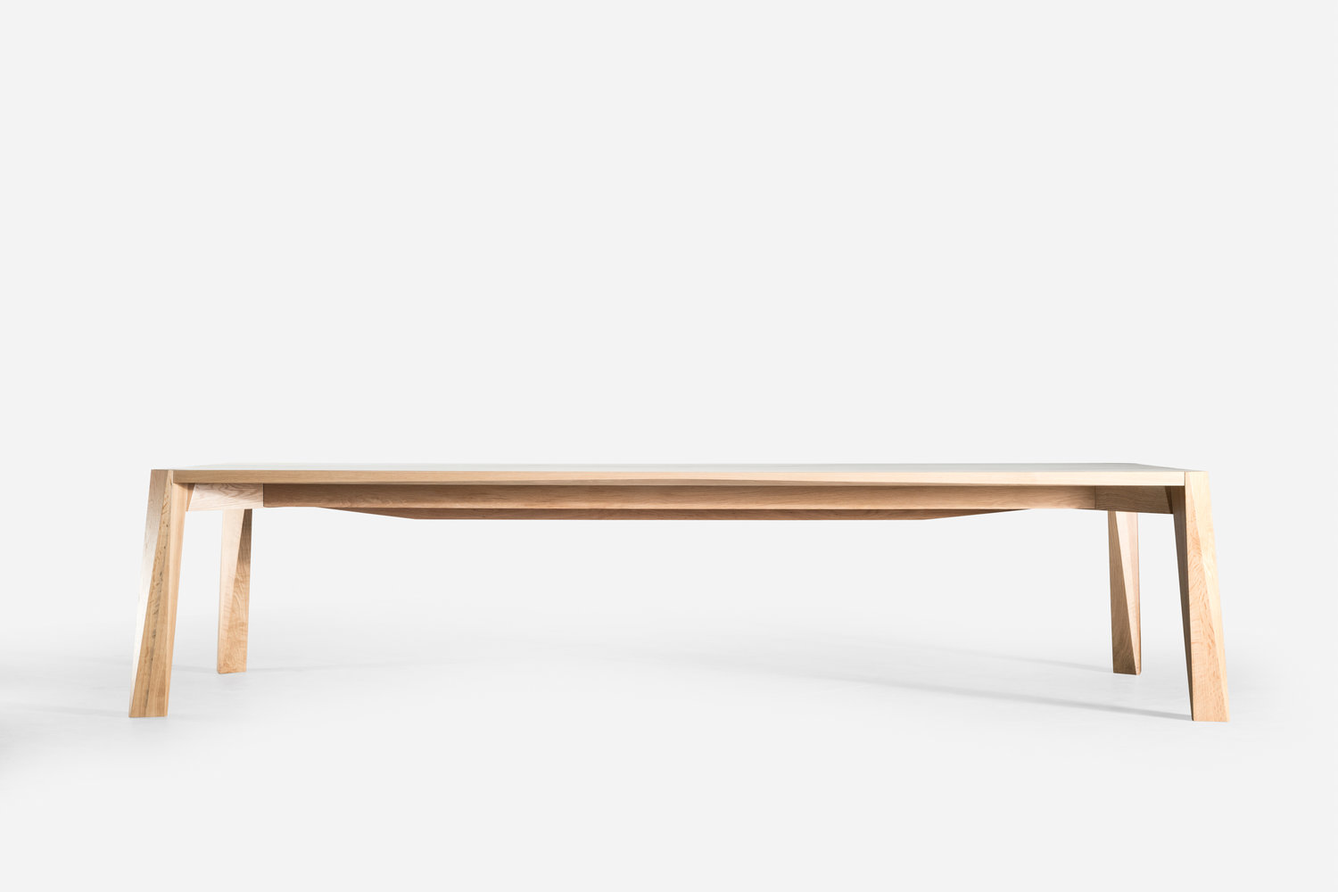 American Oak Dining Table - Daniel Poole - The Local Project