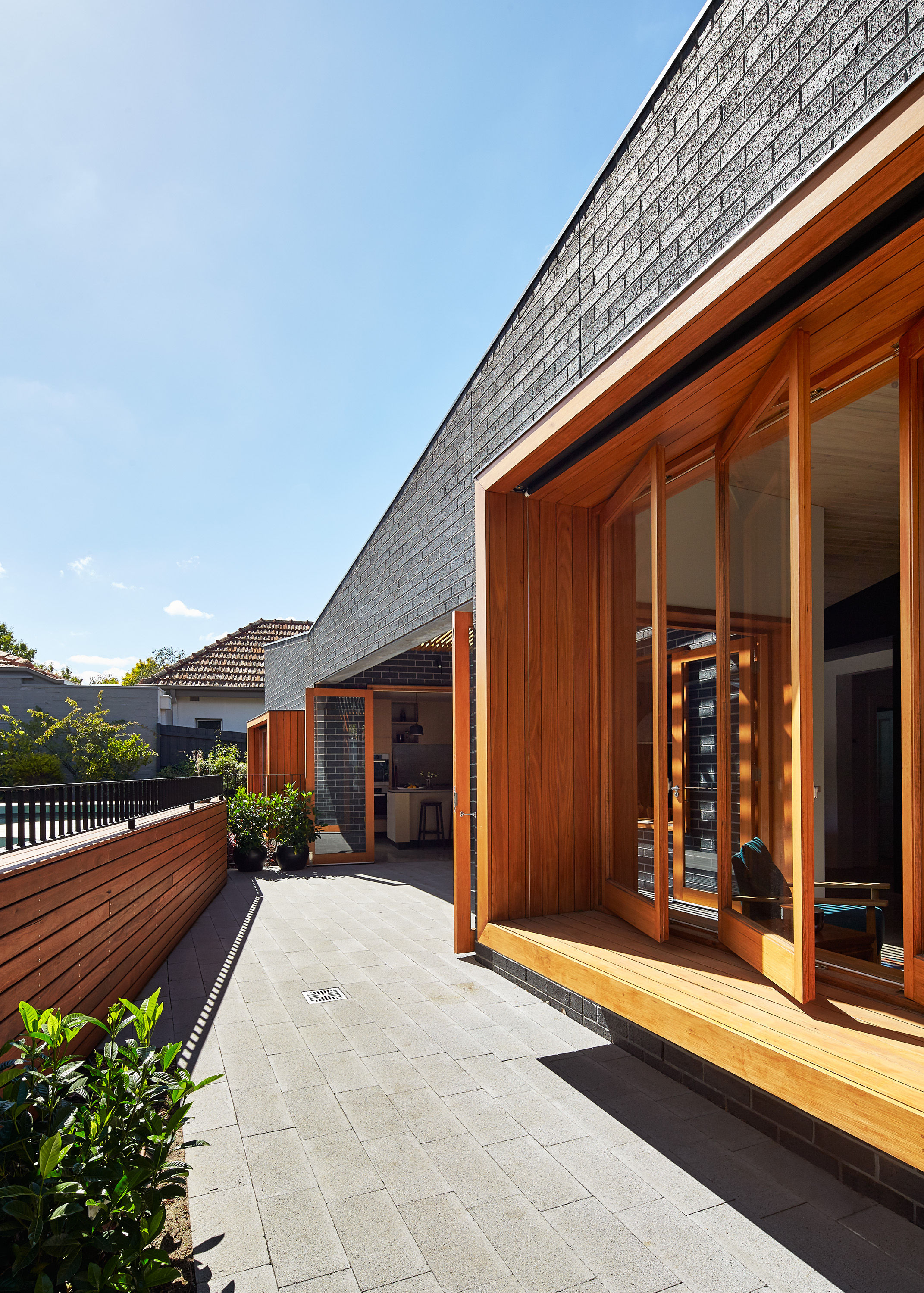 House Rosebank by MAKE Architecture