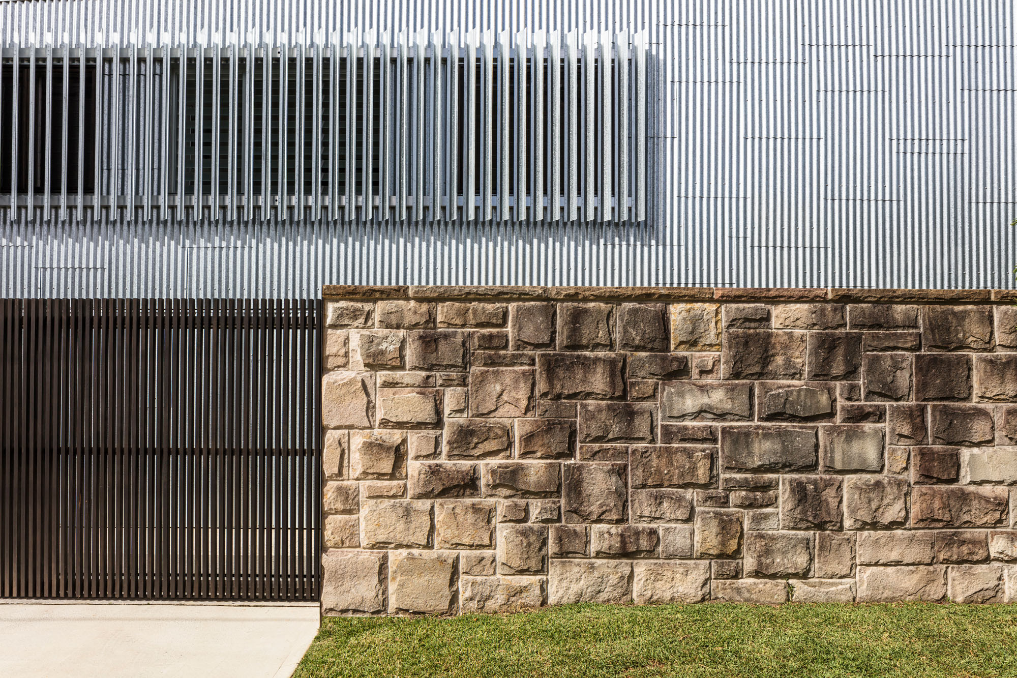 Gallery Of Iron Maiden House By Cplusc Architectural Workshop Local Australian Design And Interiors Longueville, Nsw Image 13