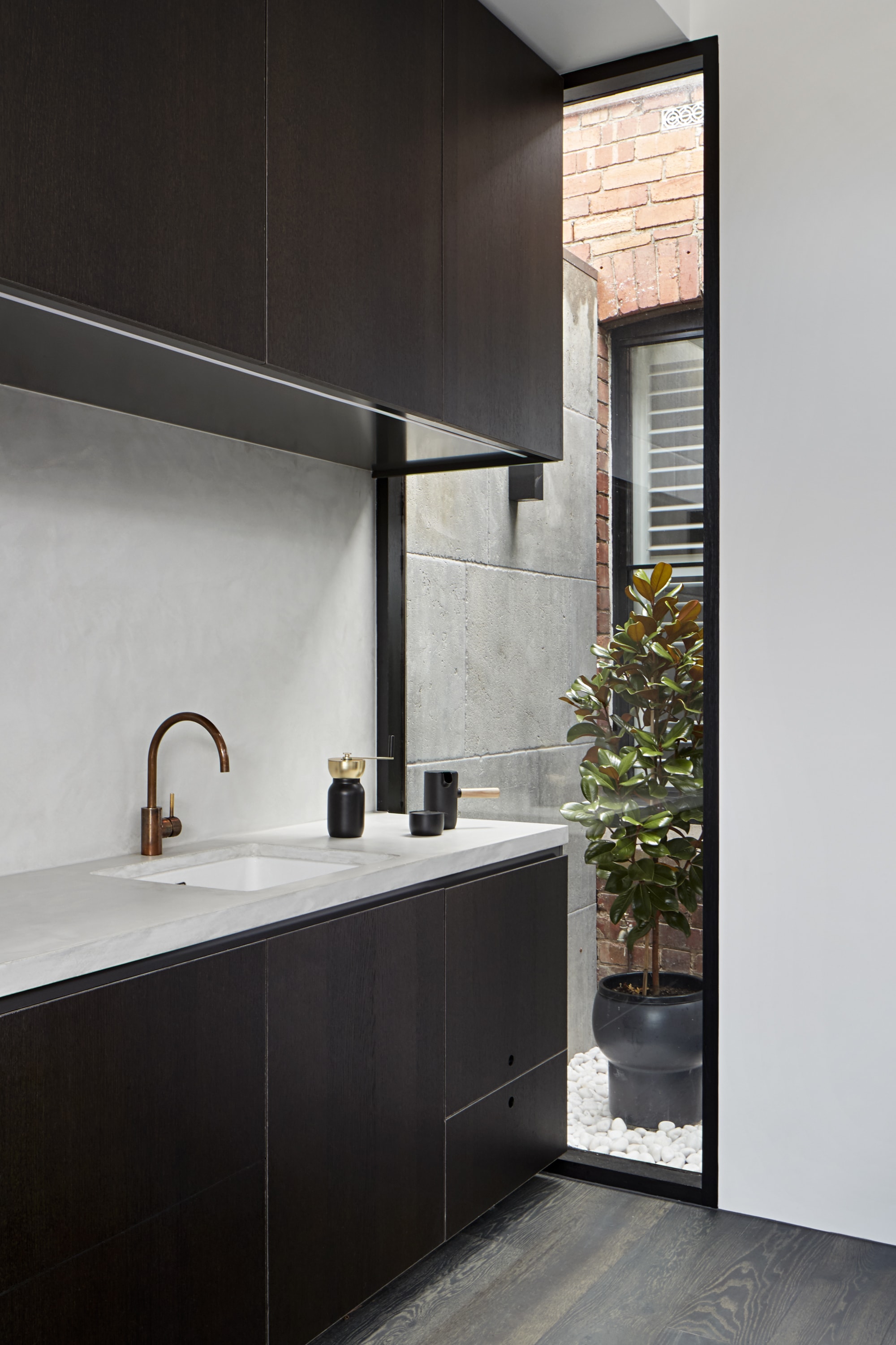 The Pocket House By Whiting Architects The Fisher & Paykel Series Melbourne, Victoria, Australiaf&p Whiting Littleogrady ©smg 8761 Min