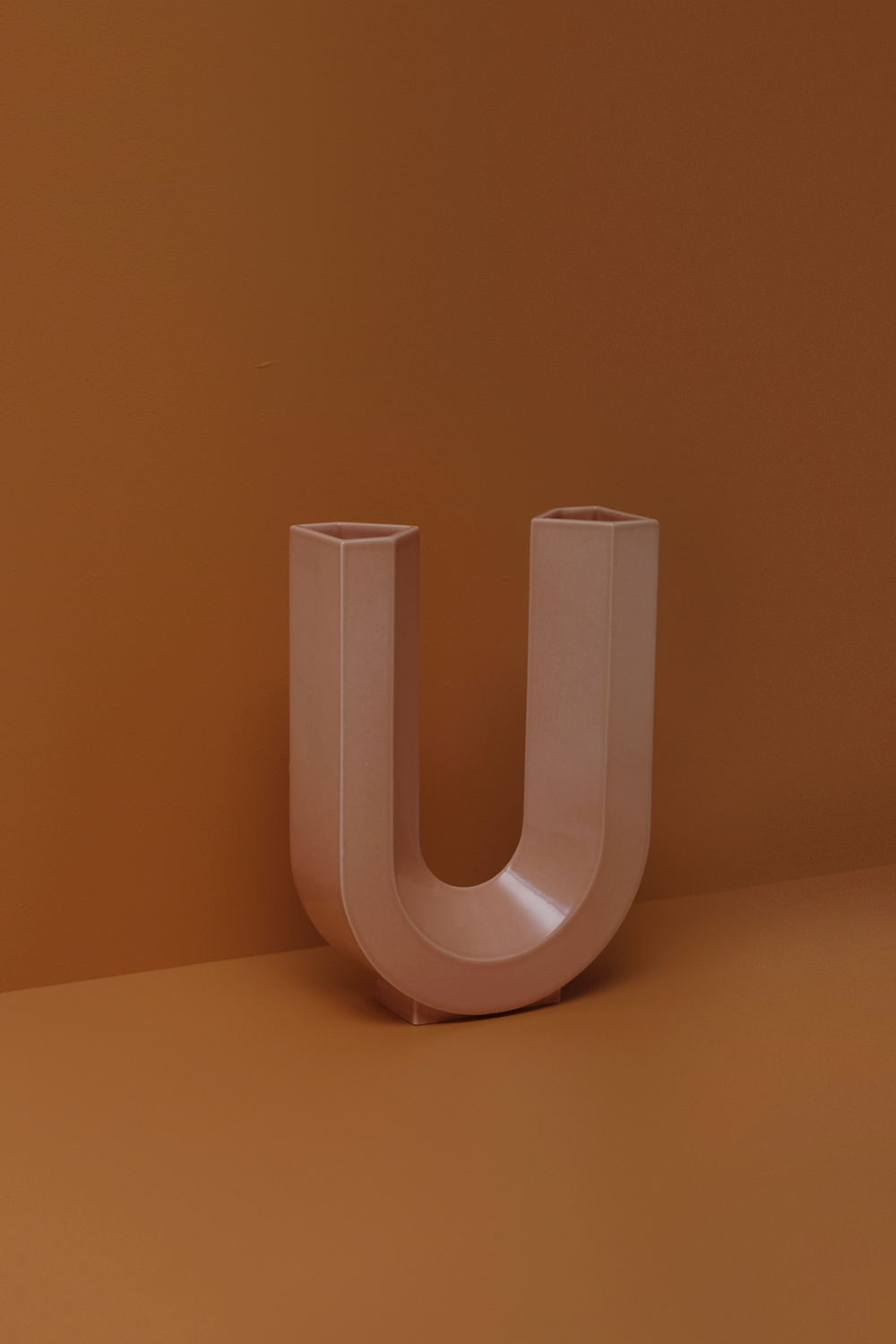 Rhys Cooper Has Released His First Ceramic Series 'u Vase' Supporting Local Design Adelaide, South Australiavase Solo 2