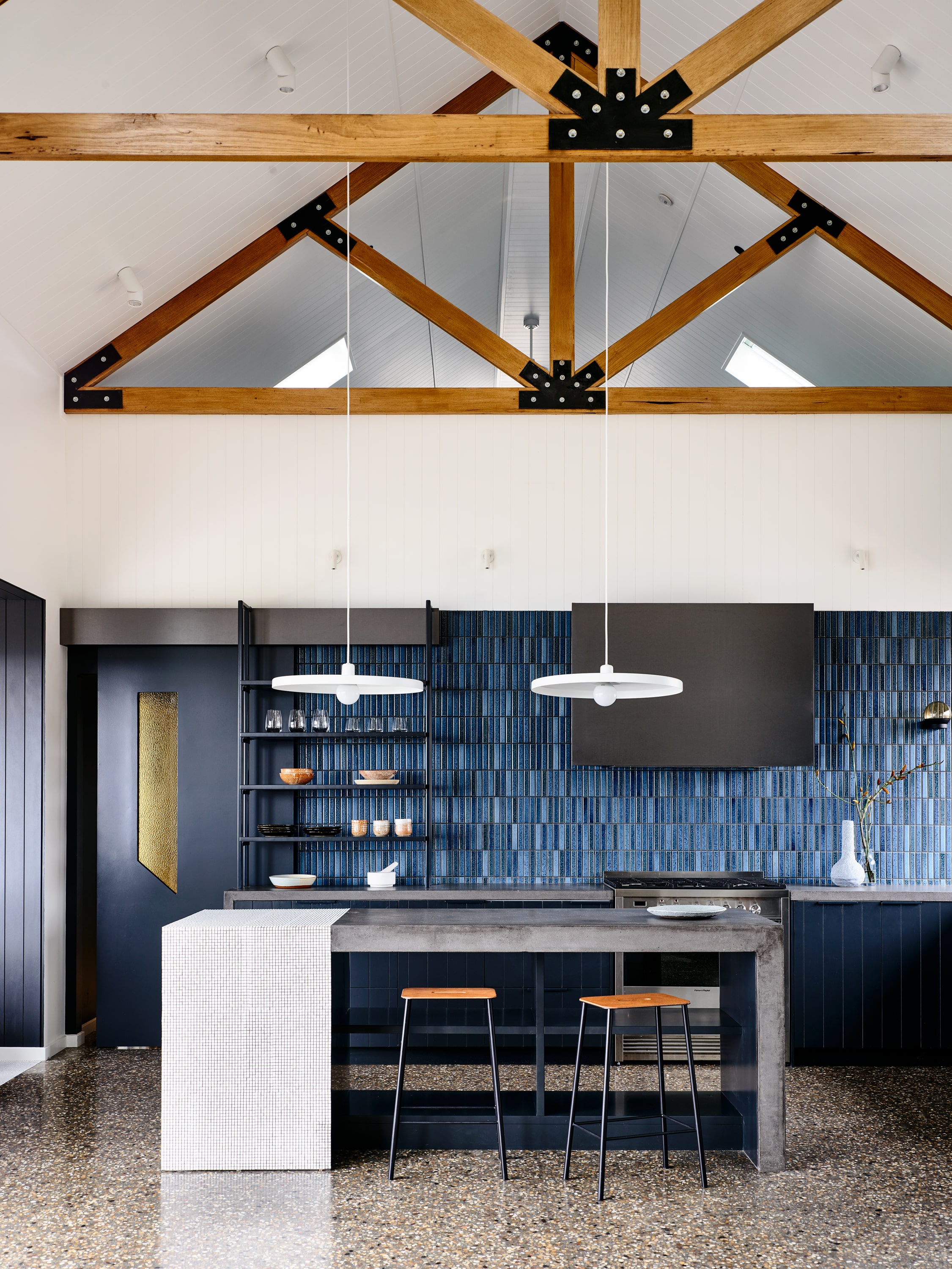 Beechworth Residential Project By Doherty Design Studio Photographed By Derek Swalwell Project Feature Local Australian Architecture And Interior Designdds Beechworth002 Min