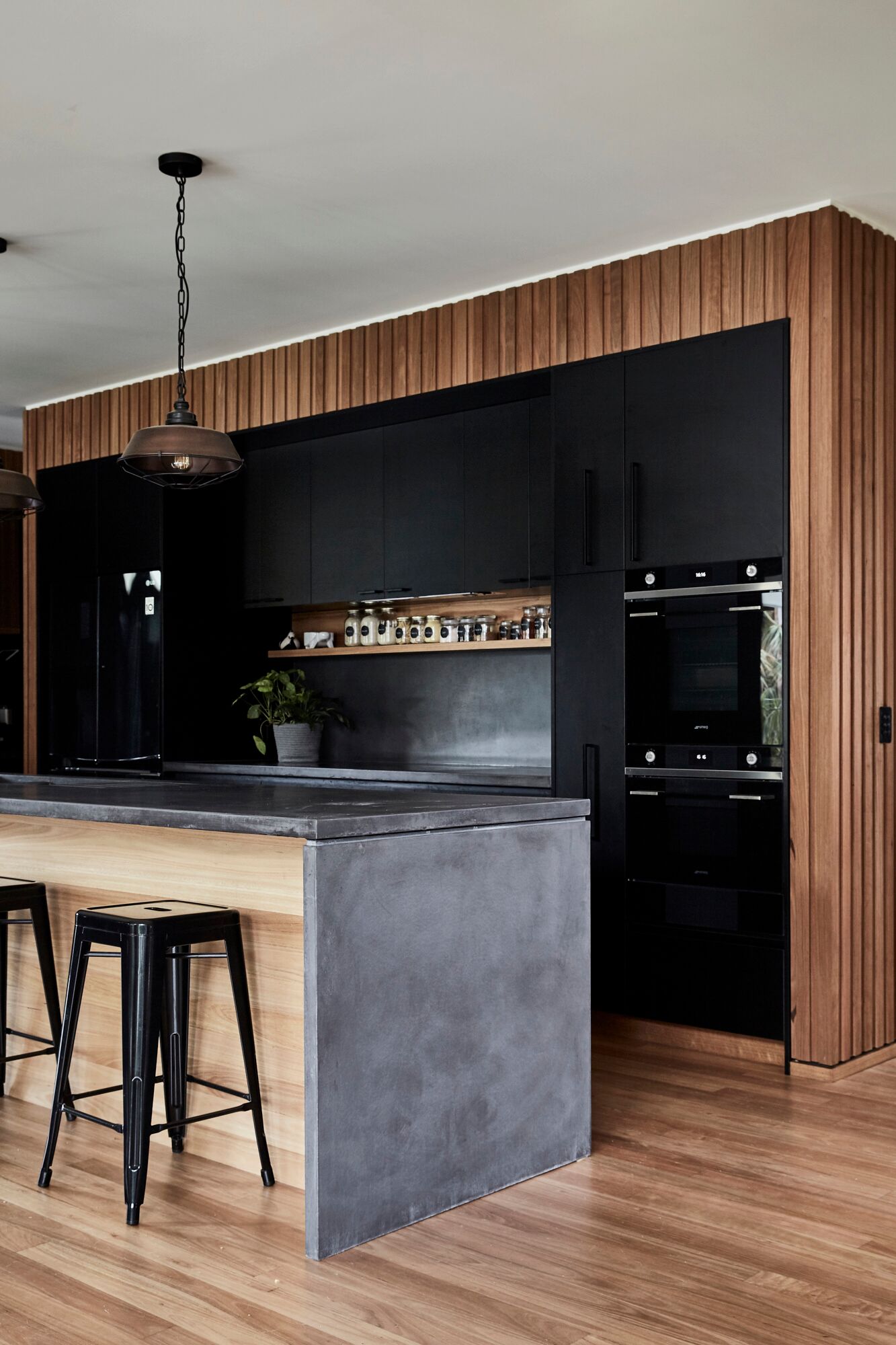 Gallery Of Concrete Nation Local Australian Residential Design & Interior Construction Burleigh Heads, Qld Image 11