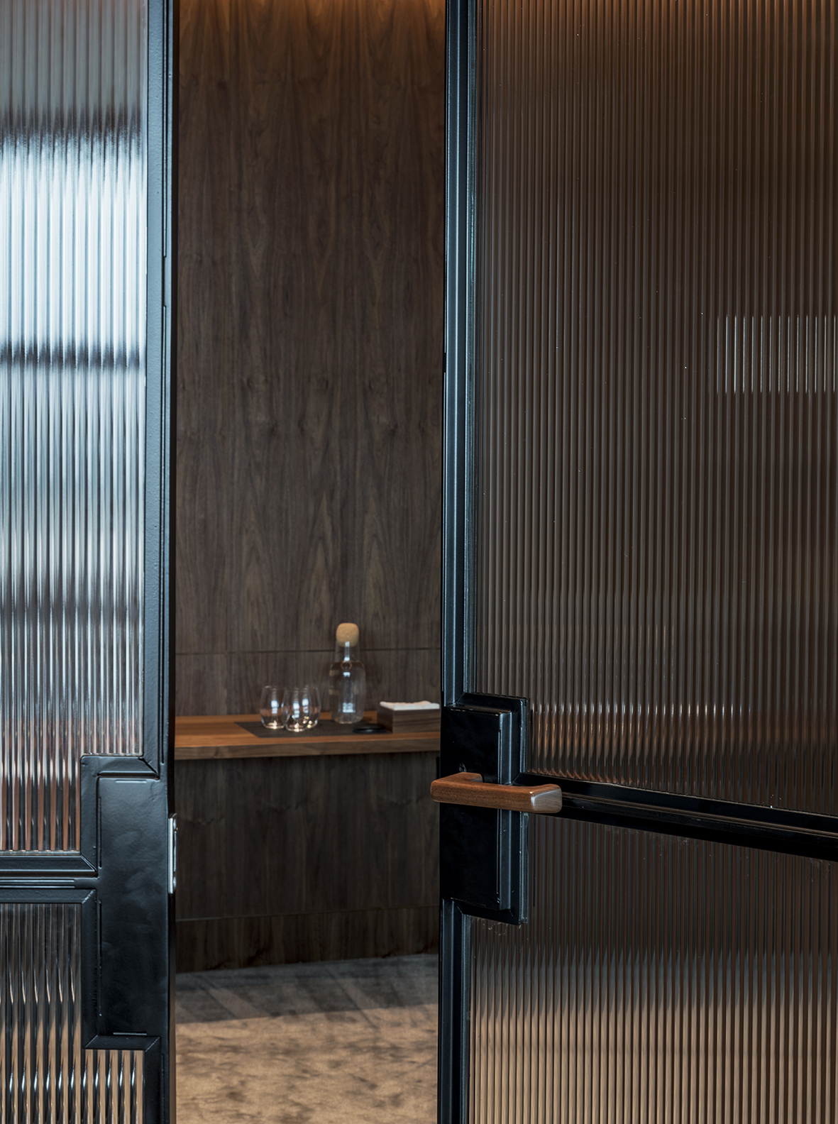 Gallery Of Qantas Chairman's Lounge By Tirar Local Australian Architecture & Timber Design Sydney, Nsw Image 10