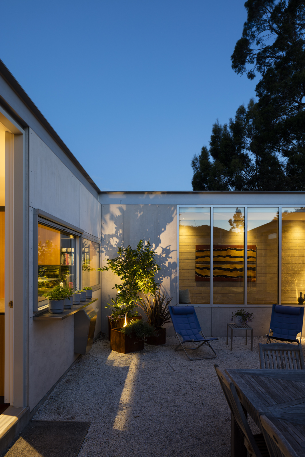 Gallery Of Elms House By Stuart Tanner Architects Local Australian Residential Interior Design Tasmania Image 9