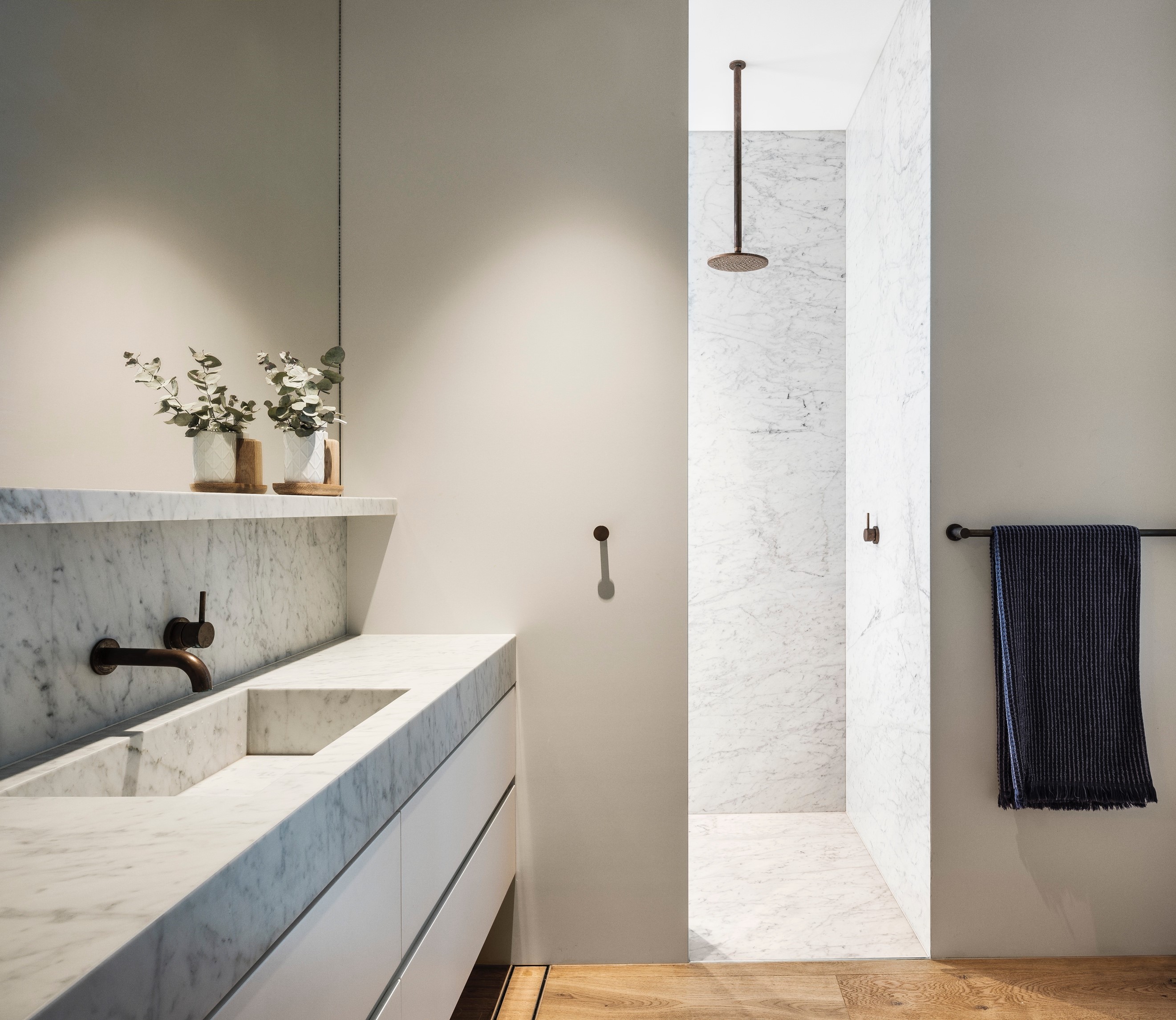 Upstairs, The Screens Provide Shade And Privacy While Framing The Stunning Views Of The Coastline.