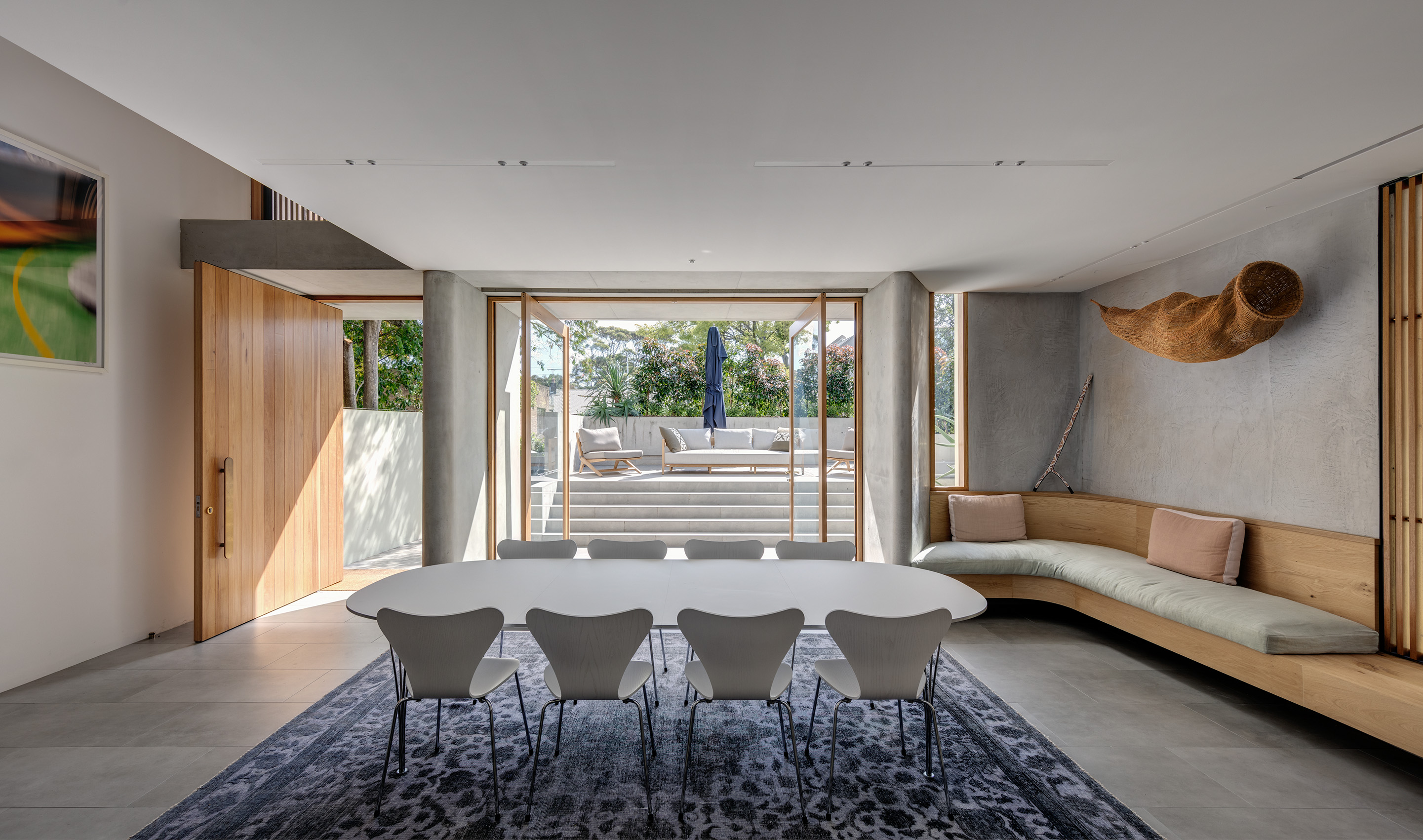 The External Approach Was To Integrate Landscape Elements That Complement The Entry Experience