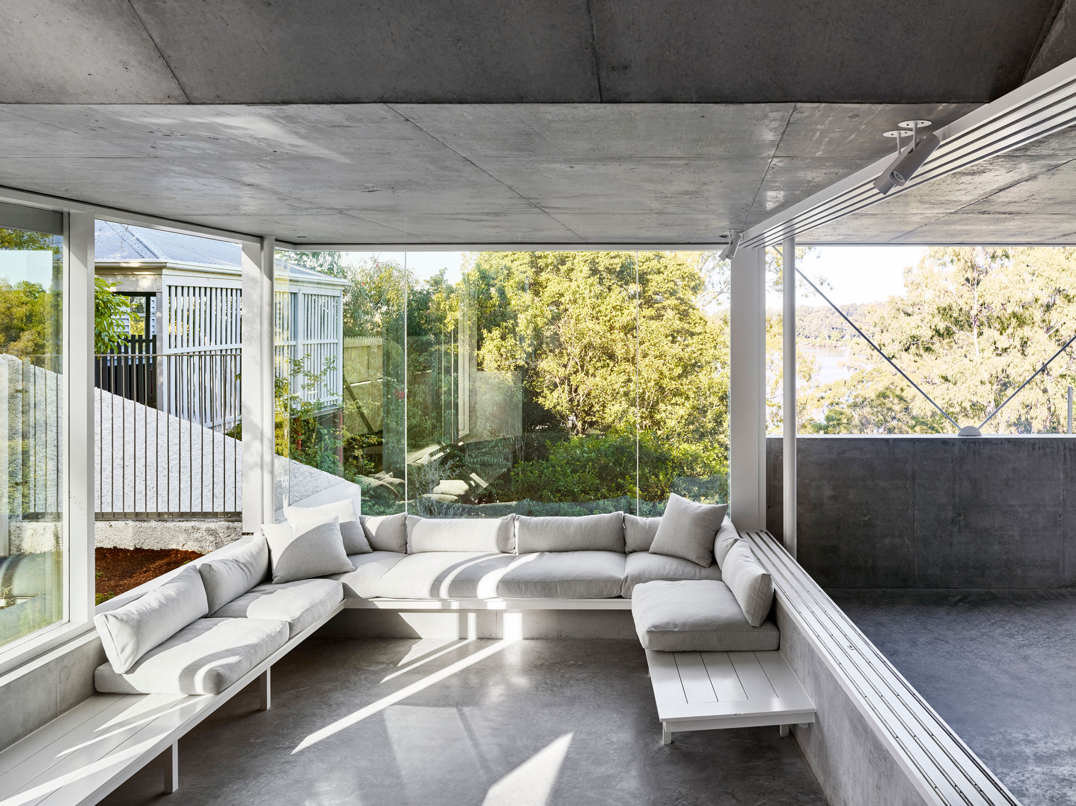 Taking The Traditional Queenslander Vernacular And Integrating Stepped Levels To Allow Access To Sightlines From Each Room.