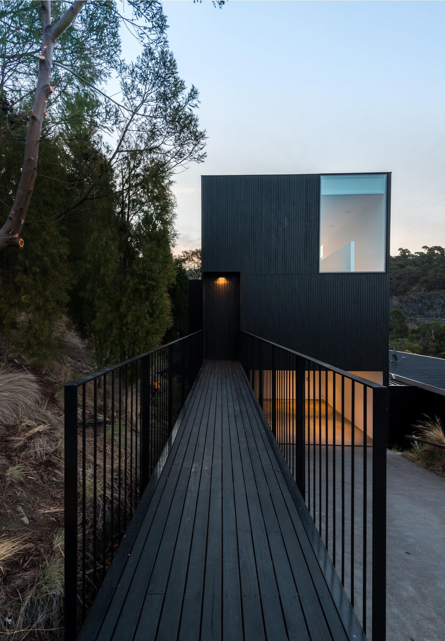 The Ever Changing Weather And Seasons Of Hobart Become An Integral Part Of The Experience Of The Home.