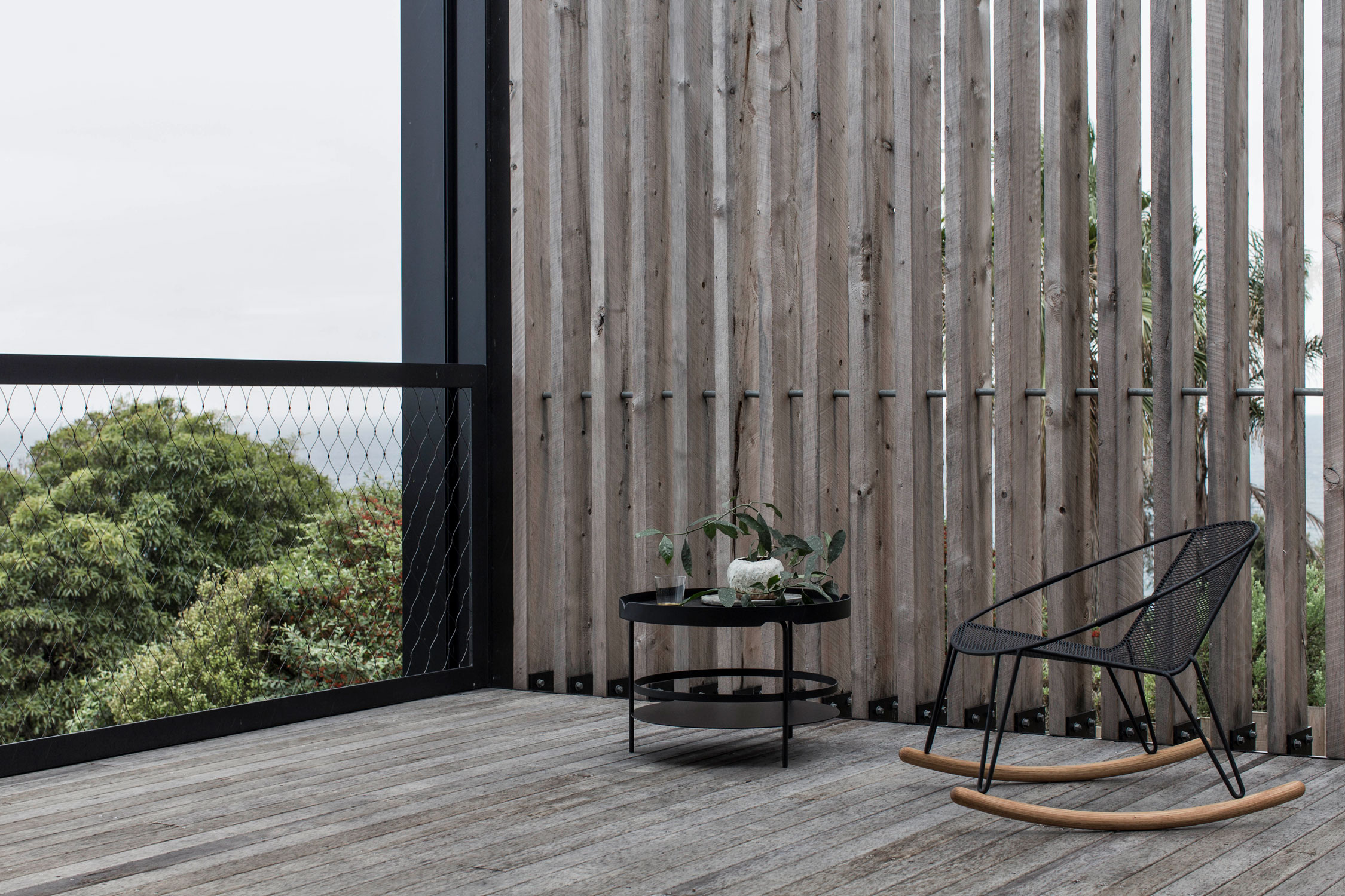 Edition Office’s Mount Martha Project Is An Expression Of Materiality And Form With An Emphasis On Its Neighbouring Outward Aspect.