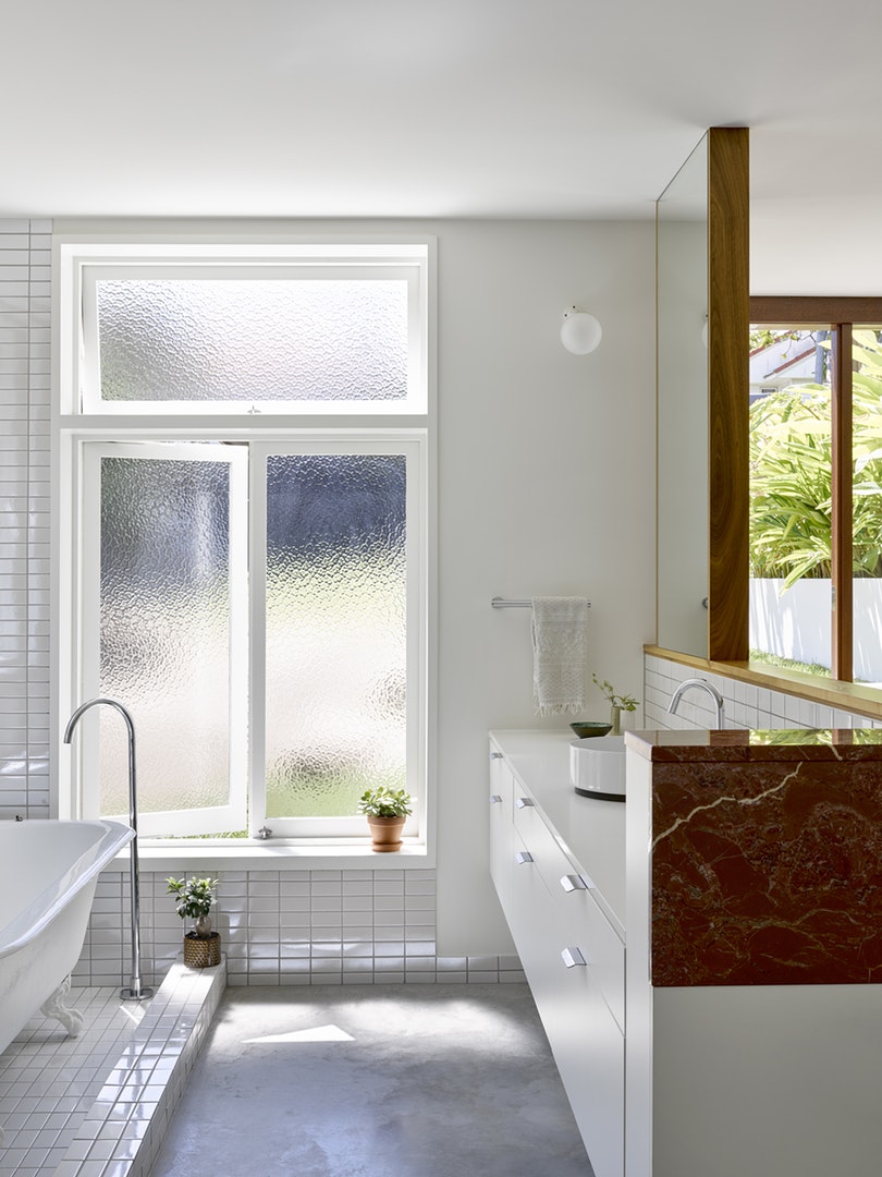 To Then Open To A Series Of Living And Garden Spaces That Have Been Integrated With An Enviable Ease.