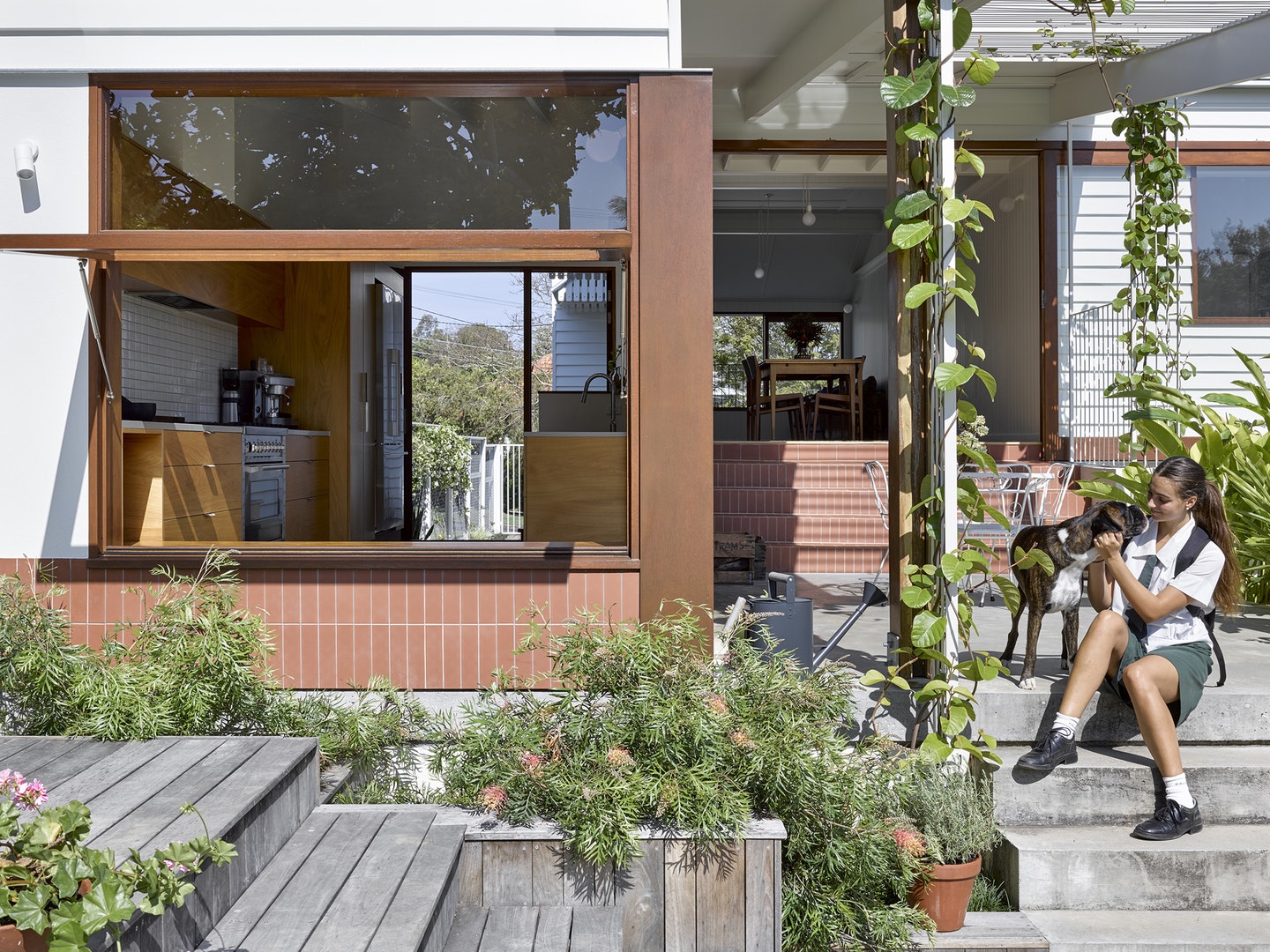 Beautifully To Make Way For A Series Of Integrated Internal And Garden Spaces.