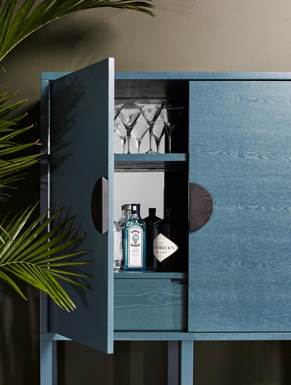 Comfort Is Everything With Rounded Forms And Ultra Cushioning Creating A Personal Cocoon Within Our Homes, While An Eclectic Mix Of Modern And Retrospective Silhouette