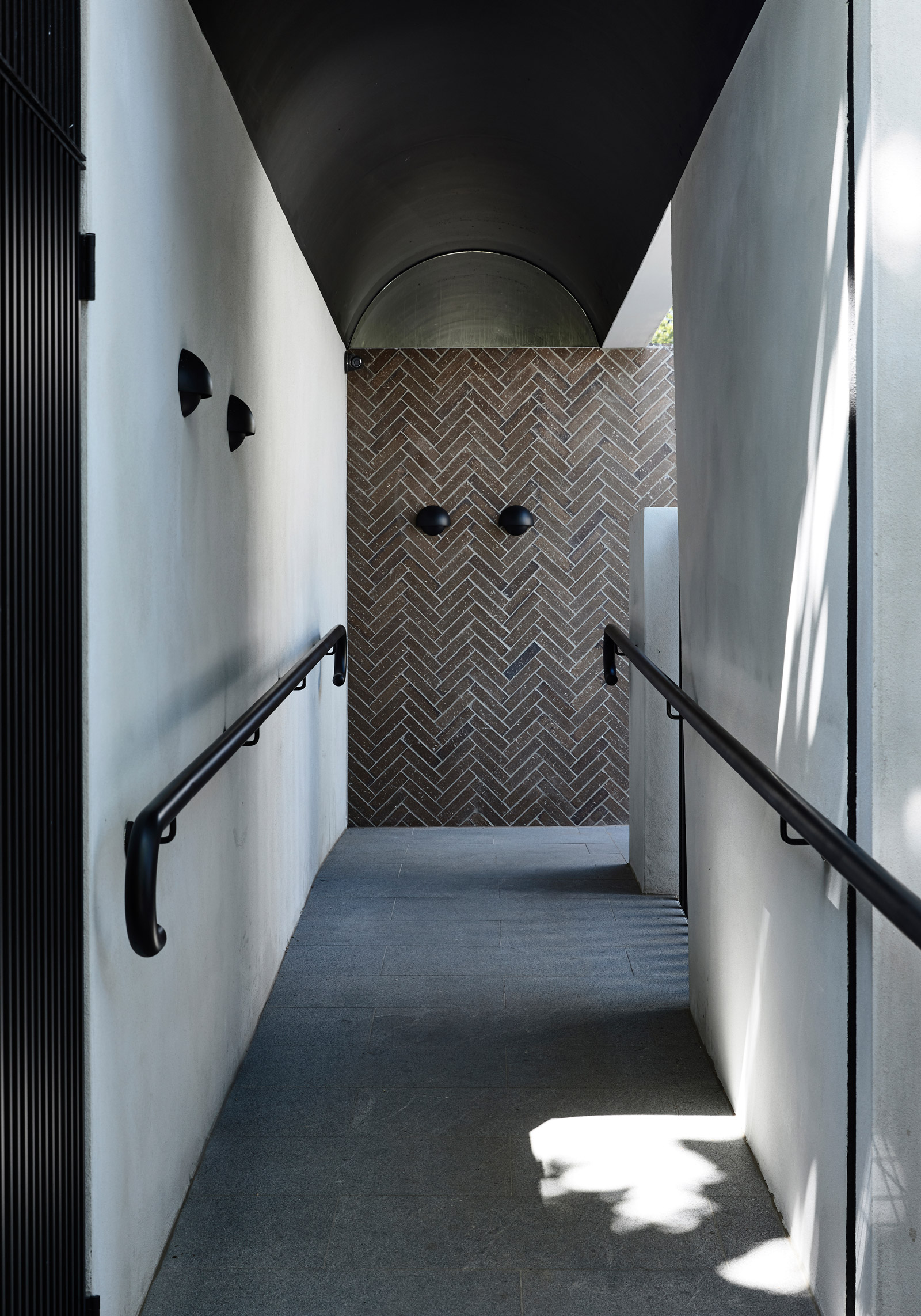 Each Of The Residences Has Been Sited To Maximise Its Proximity To Northern Natural Light Gains, And Has Been Designed To Appear