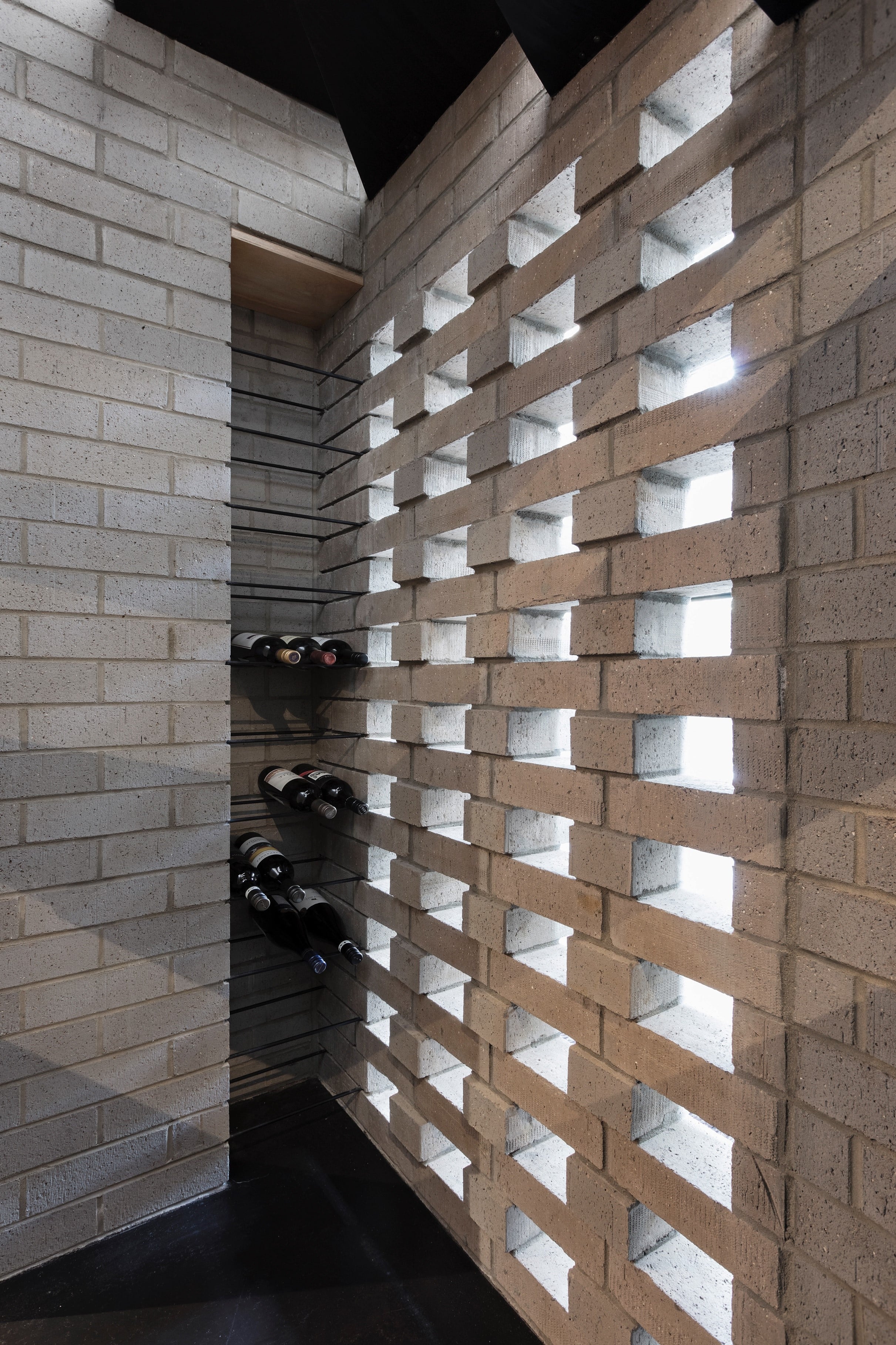 Beginning With The Entry From The Back Of The Block Into A Lush, Protected Garden To The Front Door