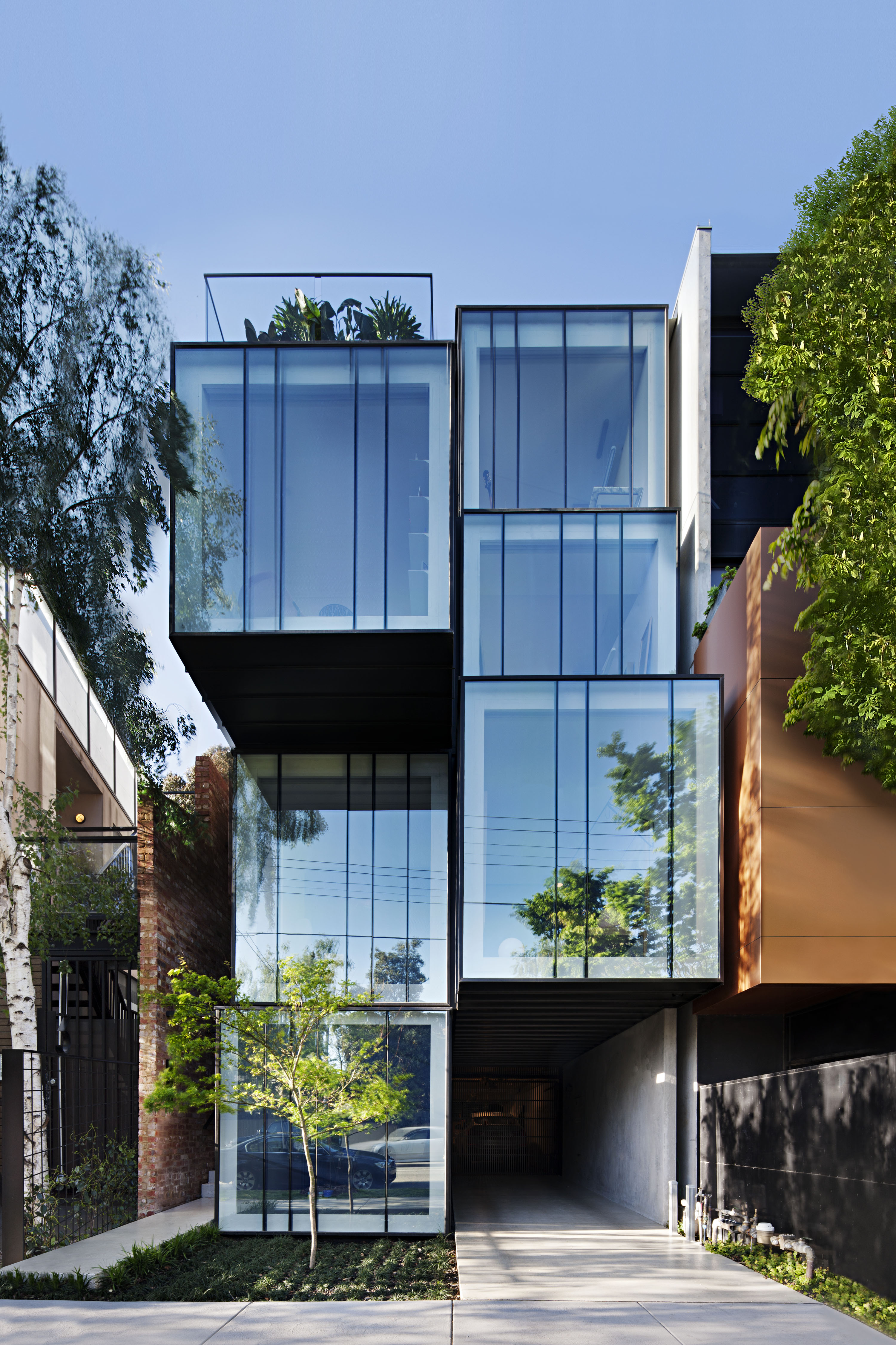 Interior Zones Transition Upwards And Outwards Through The Atrium From Those Of Gathering To Areas Of Respite