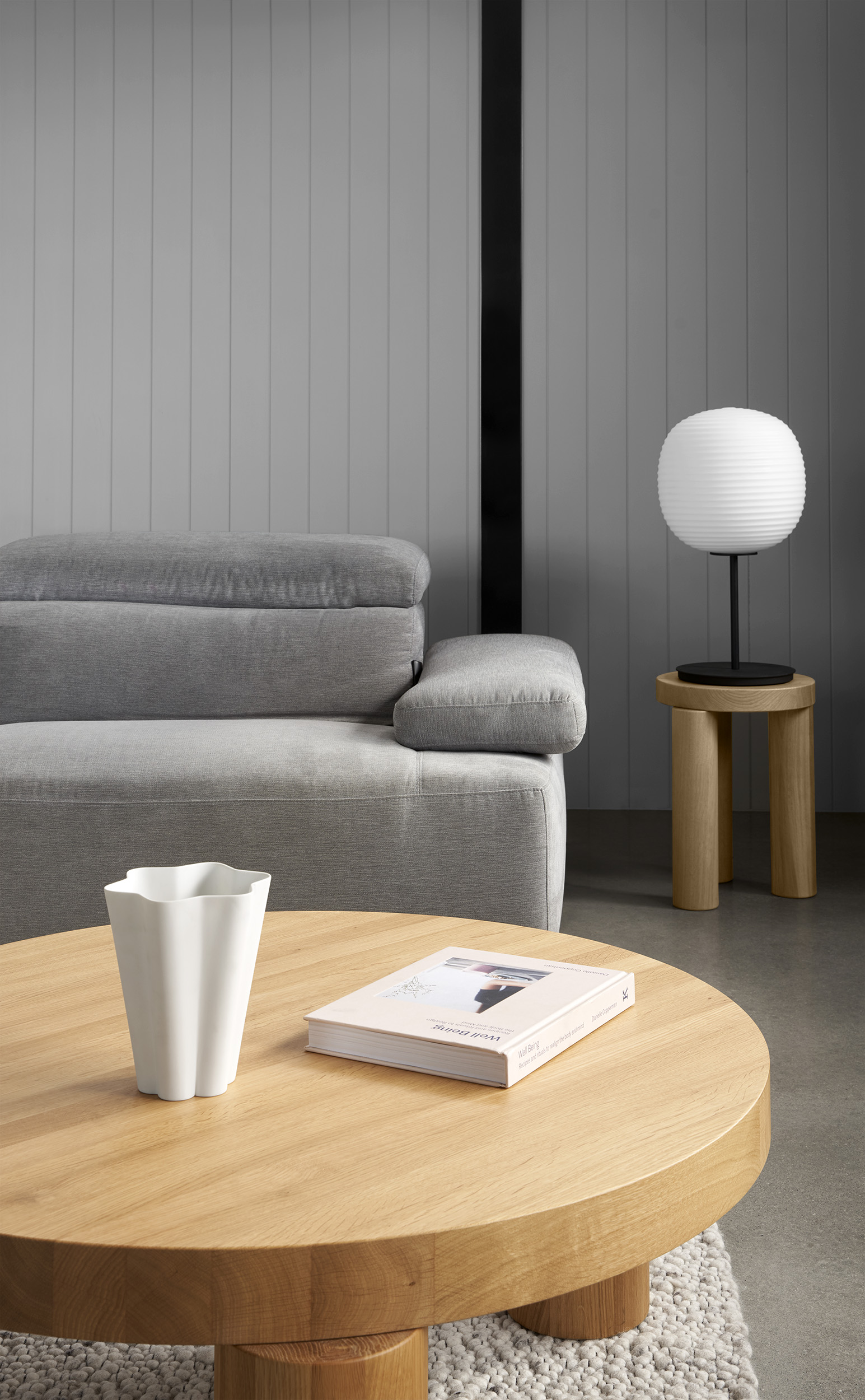 Oriented Toward The Views Across The Golf Course, The Design Is Framed By Expanses Of Earth And Sky.