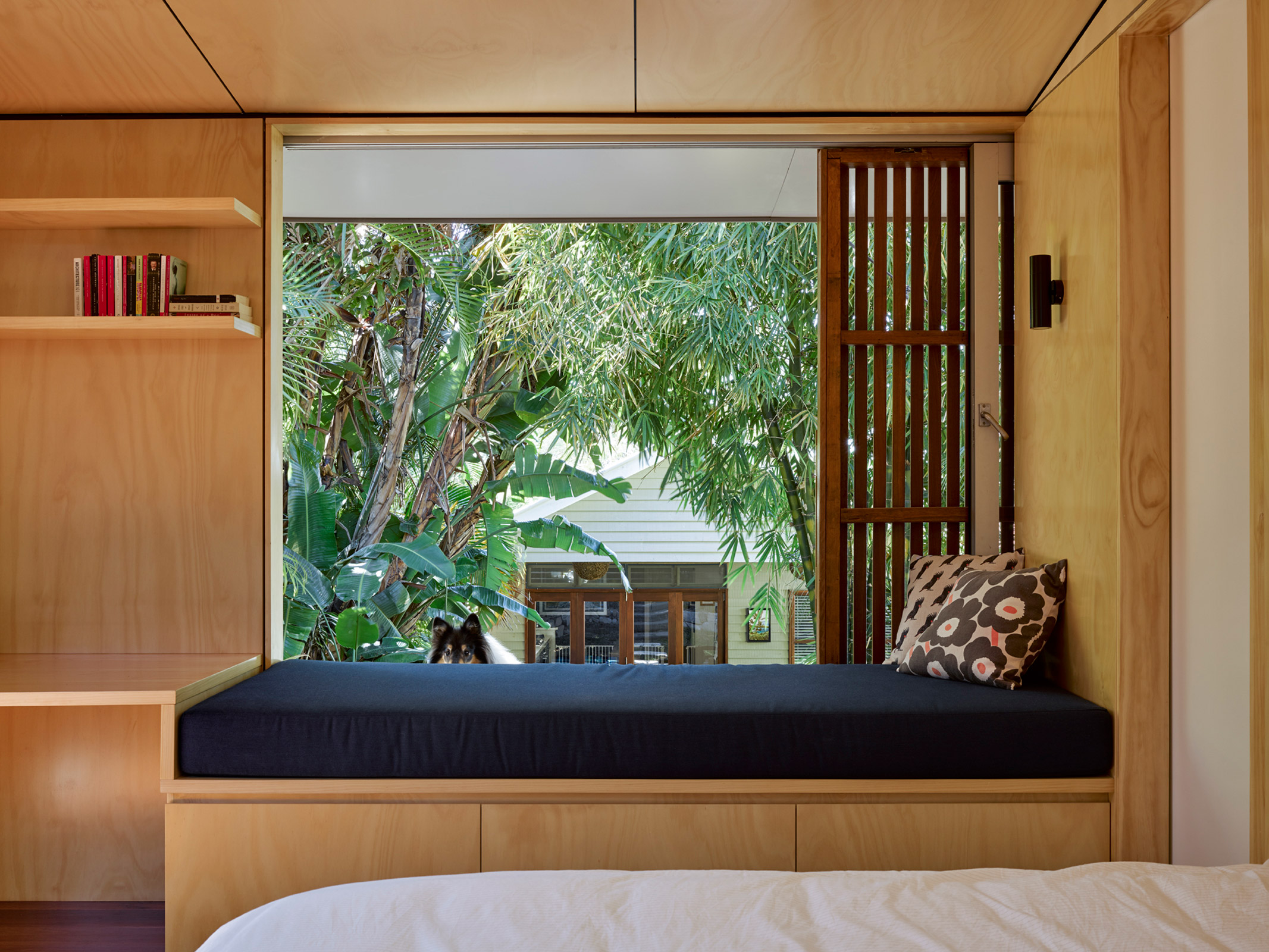 Resisting The Typical Impulse To Extend Their Small Cottage To Allow For Its Growing Family, Clients Of The Garden Bunkie Chose To Engage Re