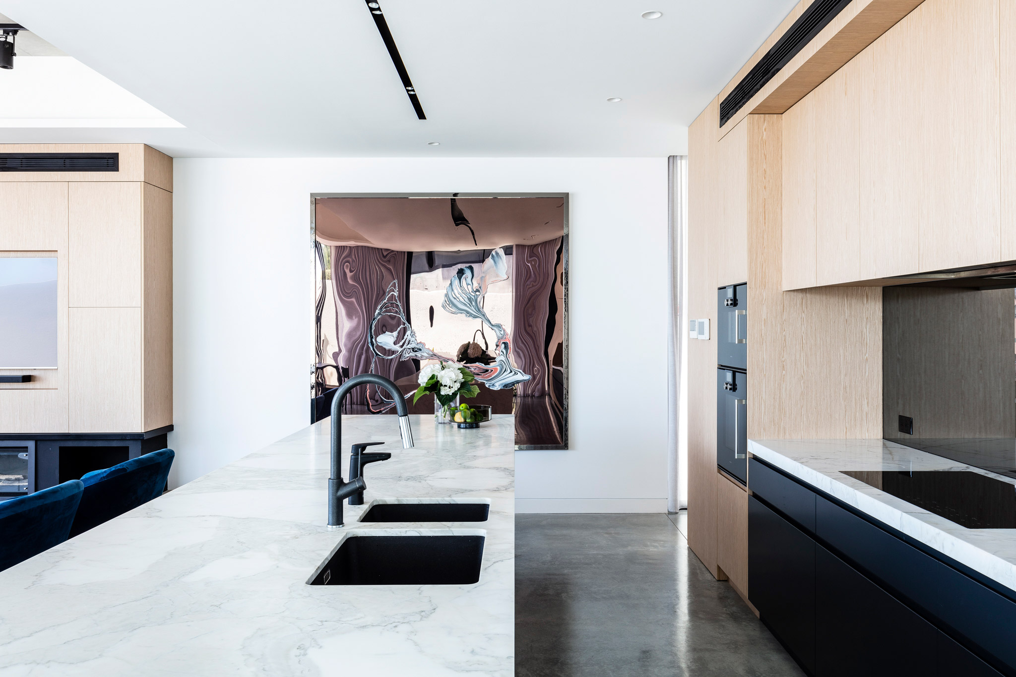 Comprised Predominantly From Off Form Concrete, Other Pockets Of Polished Concrete And Timber Form The Basis Of The Core Mater