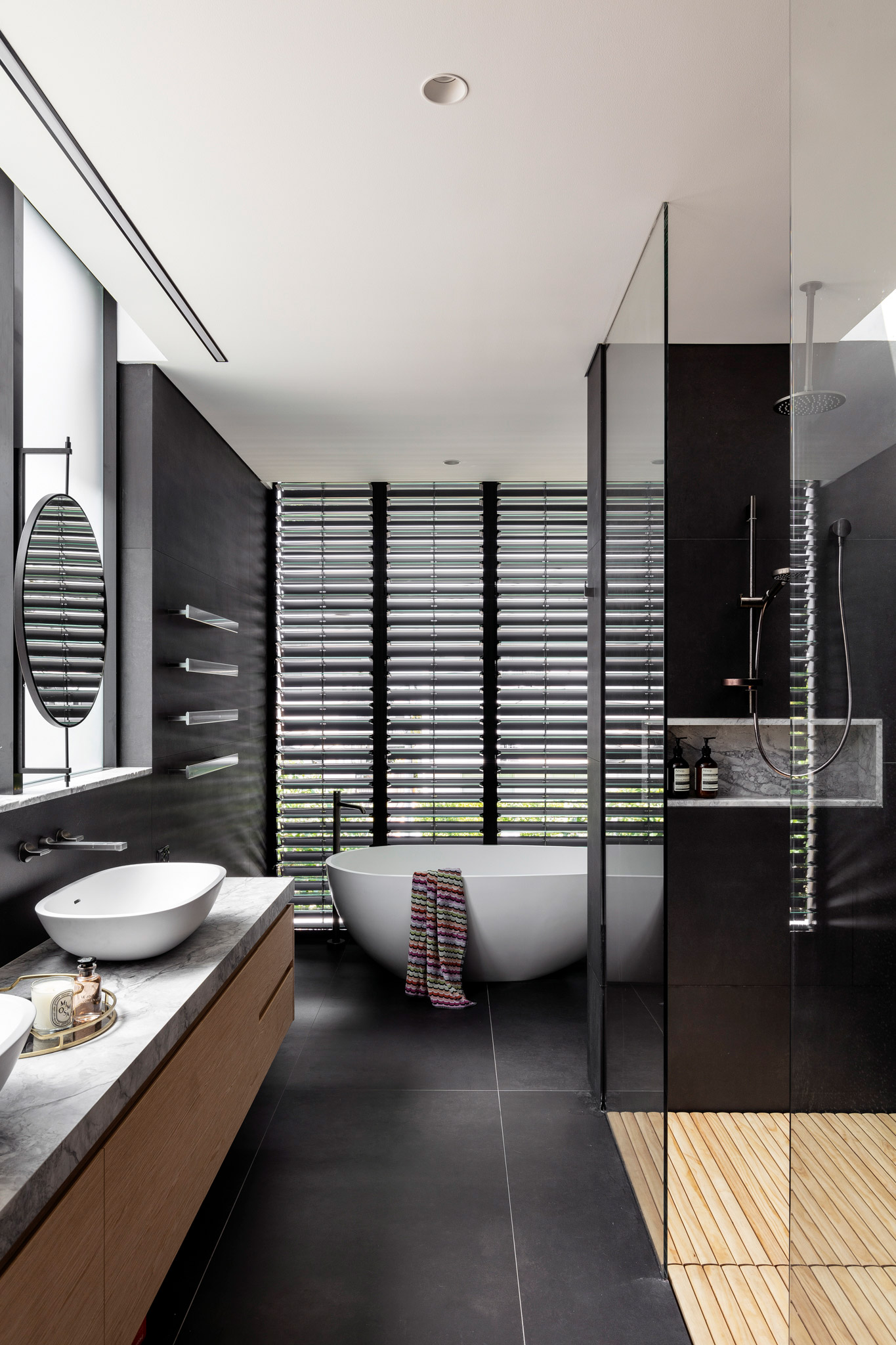 Conceived As A Robust And Solid Shelter From Its Coastal Location, Northumberland Street Is A Residential Retreat. Mark Shapir