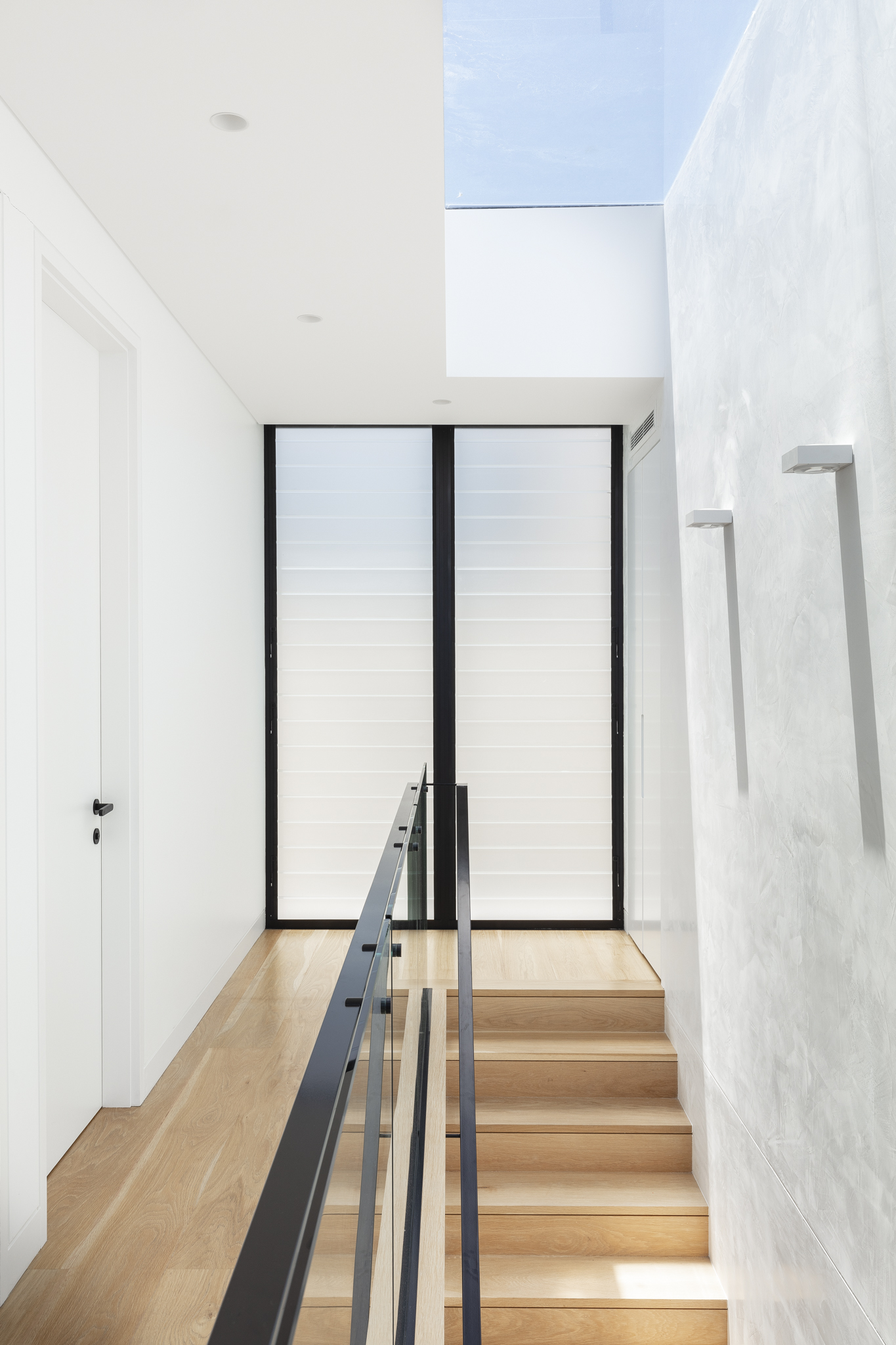 The Project Sees The Architects Propose A Classic Contemporary Response To The Site, Infusing A Sense Of Composed Calm Through