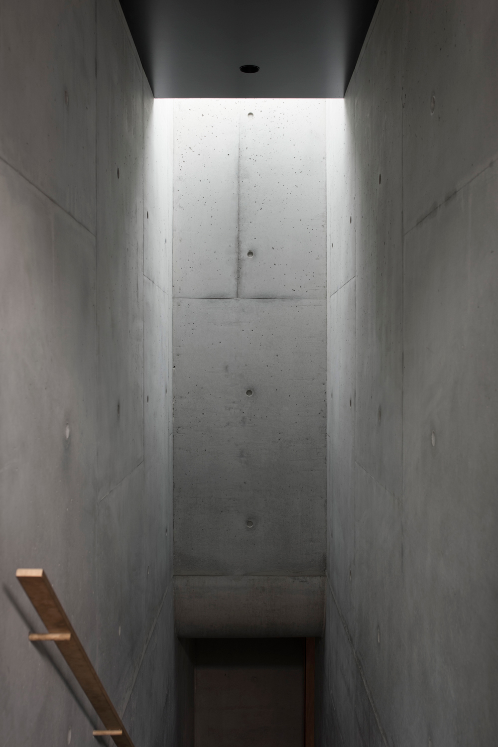 Set Within Two Dramatic Concrete Shrouds, The Project Pushes At The Boundaries Of Residential Design