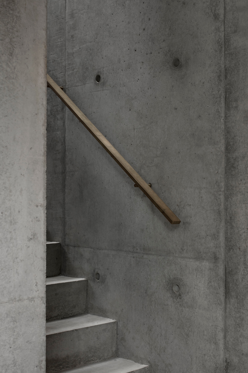 The Concrete Shell Peels Upwards At Each Boundary To Create A Clear Connectivity To The Landscape, Imbuing The Design With An Unexpected Light