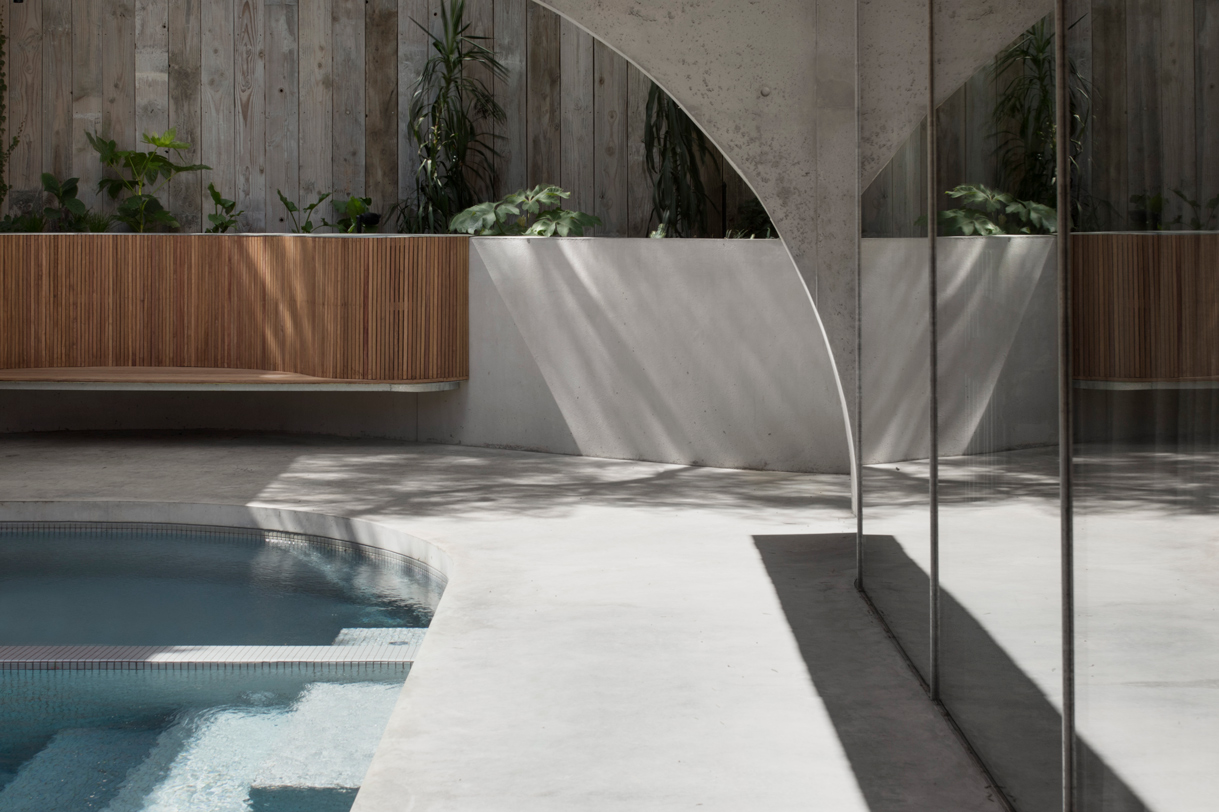 Yet The Closed Face Presented By The Upper Concrete Façade Would Appear To Deny This Objective.