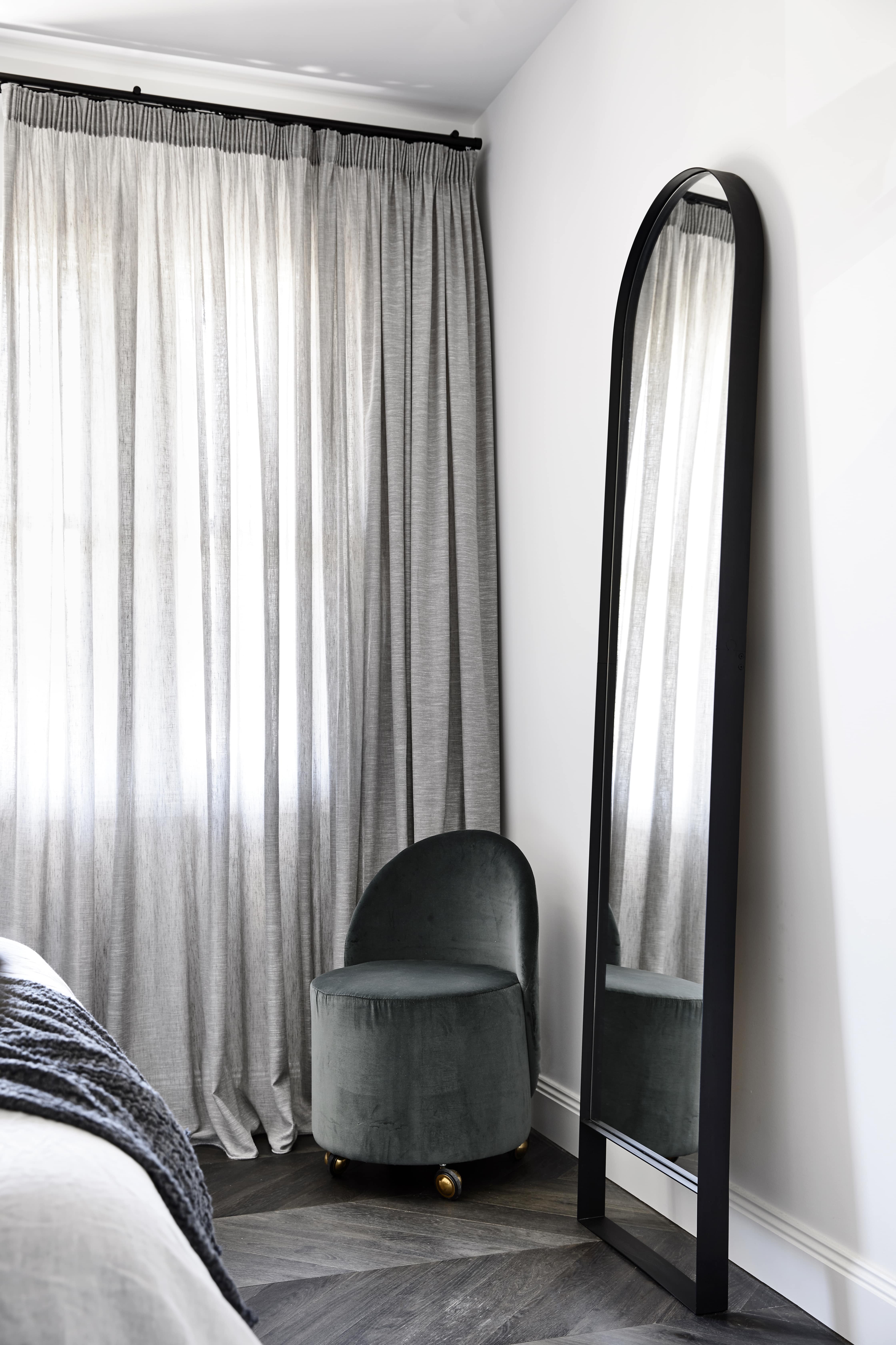 Biasol Casa Atrio Bedroom Tondo Mirror