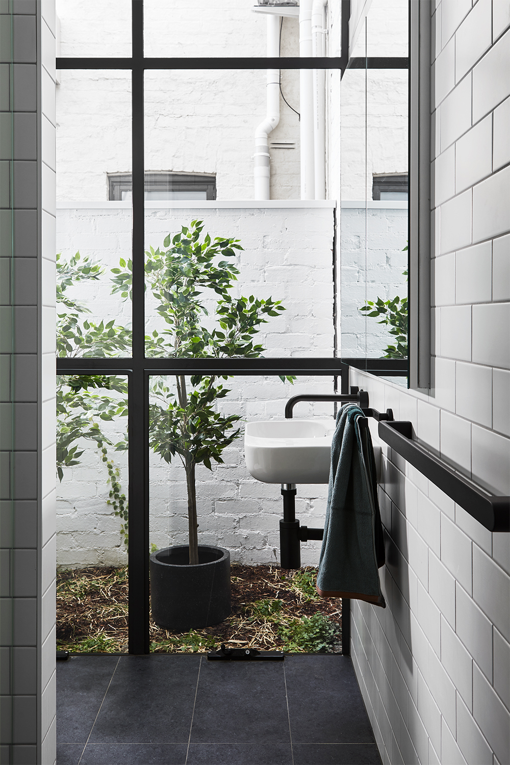 Contributes To An Atmosphere Reminiscent Of A 19th Century Orangery That Creates An Impression Of More Light Than The Southern