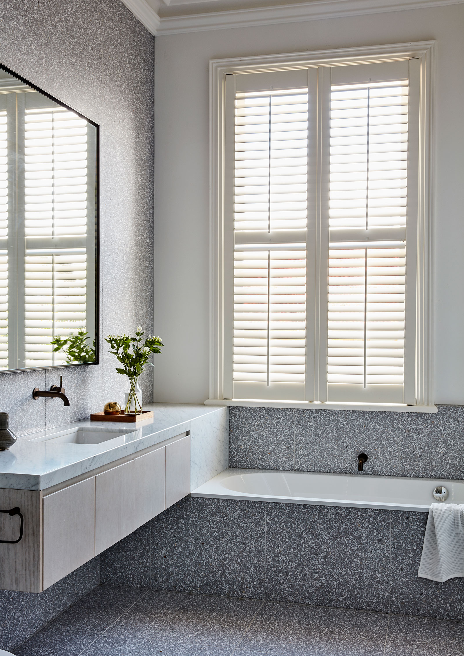 Spread Over Two Levels, The Primary Priority Was To Bring In Natural Light And Create A Connection With The Landscape Internally.