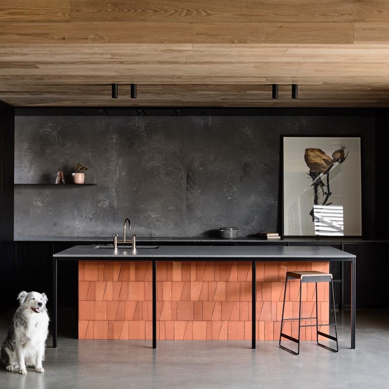 A Contemporary Response To An Interwar Architectural Context