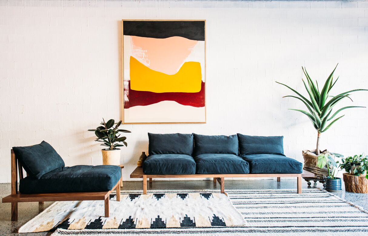 Which Influences Jd.lee’s Holistic Approach To Their Work