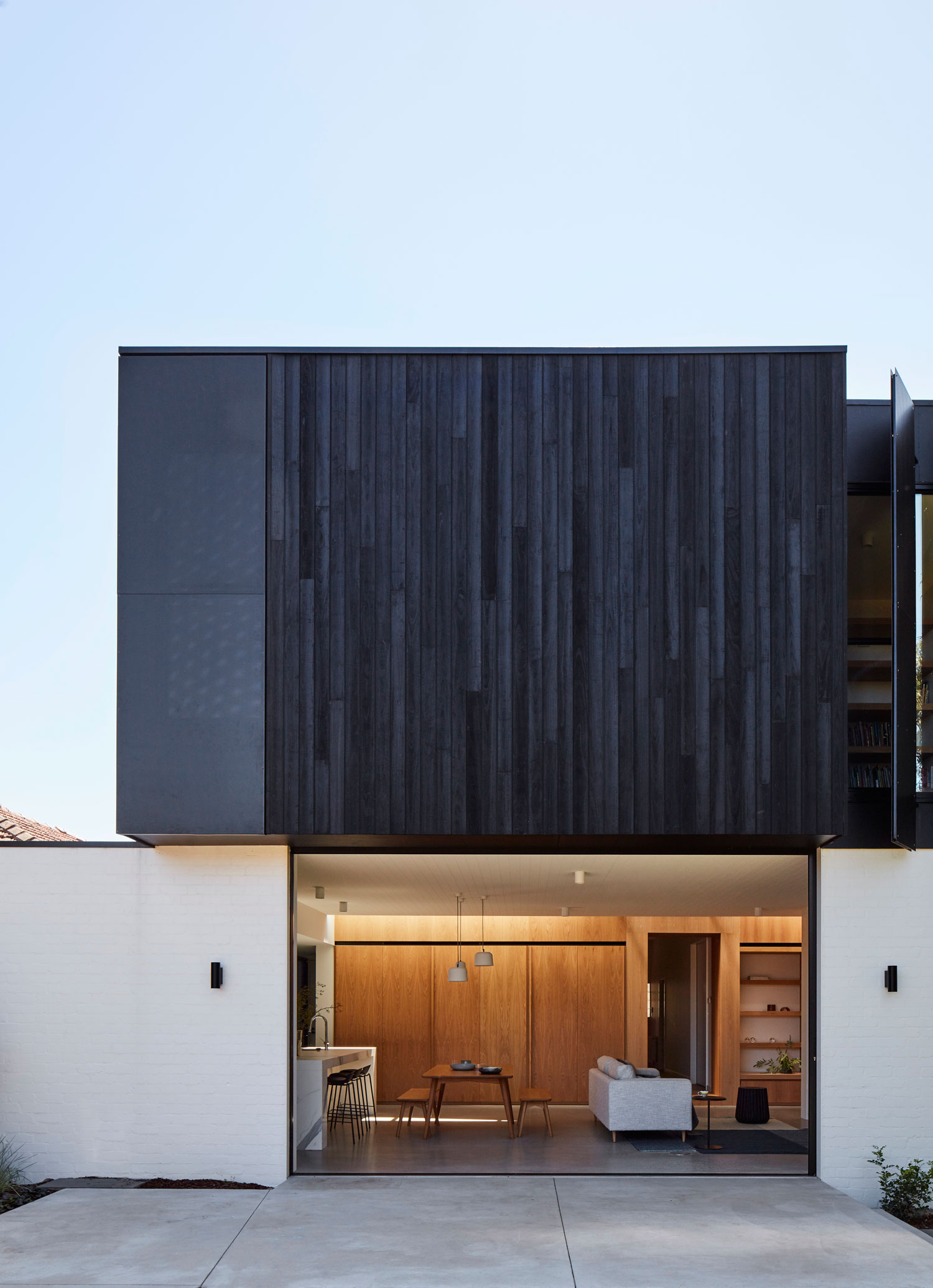 Where An Existing Californian Bungalow And Its Ill Fitting 1980s Extension Is Given New Life Through A Contemporary Lens