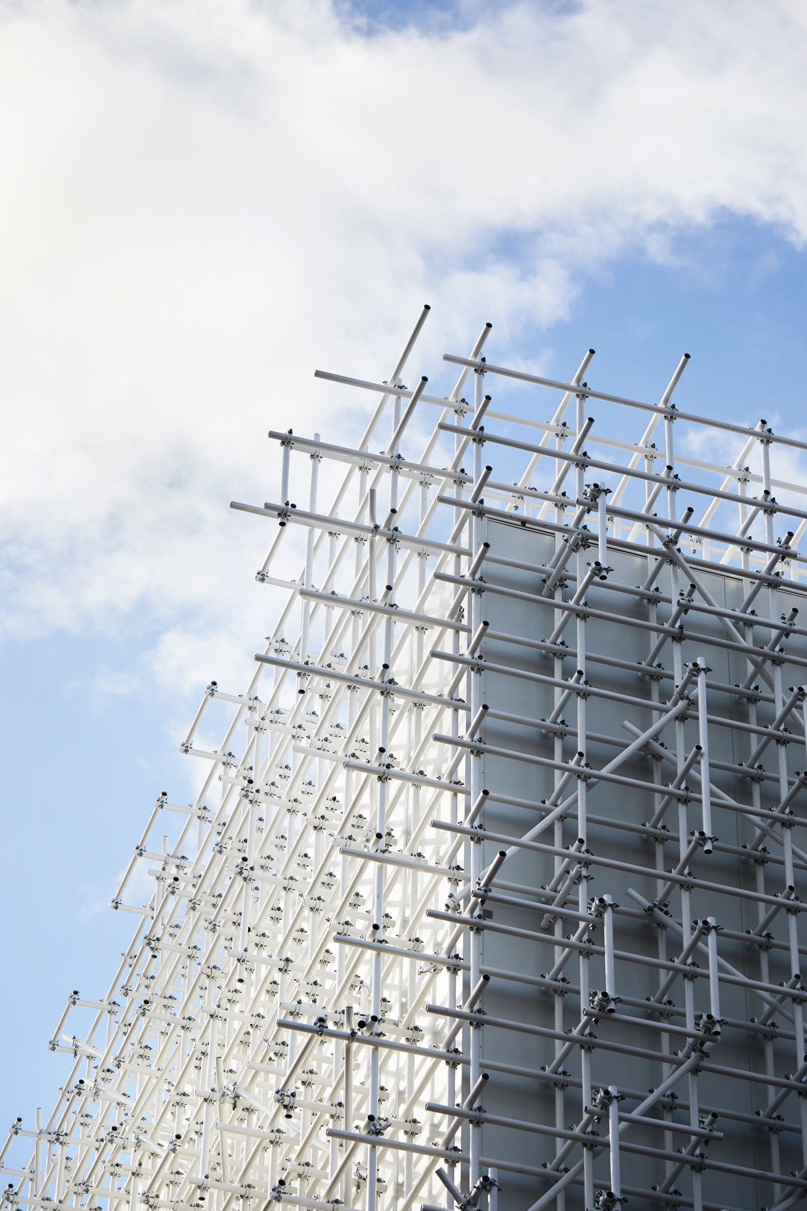 Tlp Rain Room March Studio 15