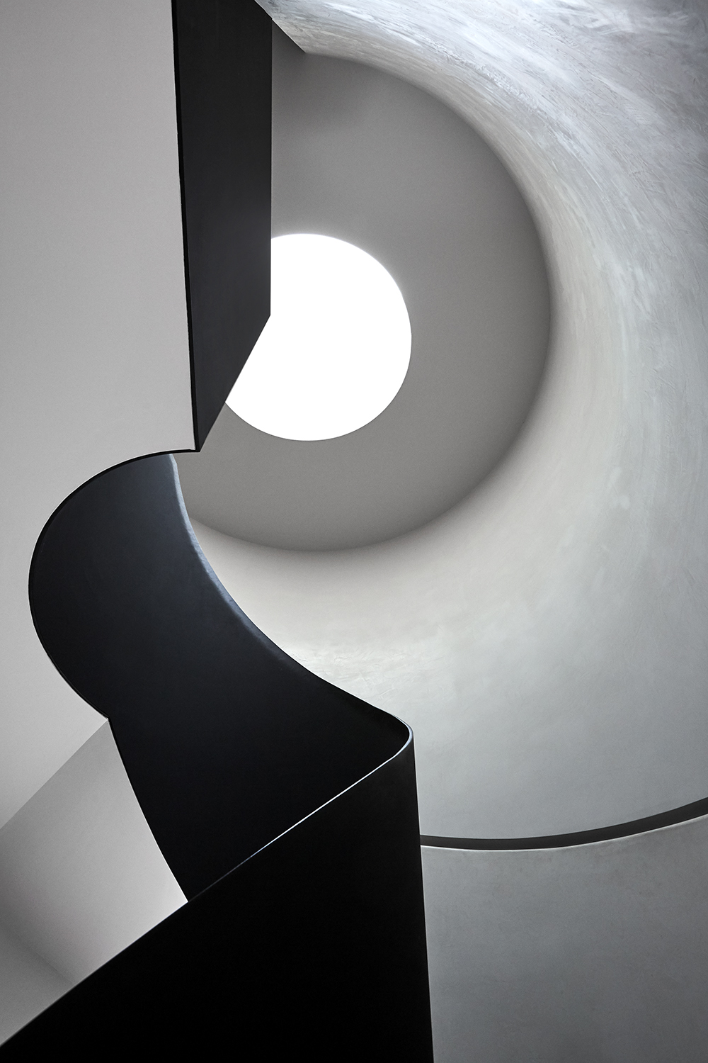 The Brief Also Involved Several Spaces With Strong References To A Single Specific Purpose, Such As A Music Den And Pool Cabana