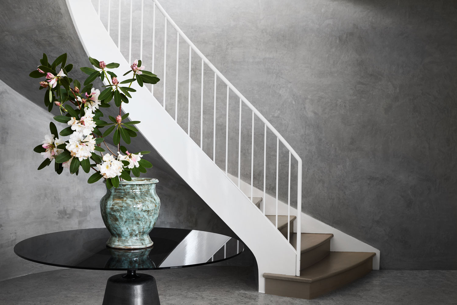 Overlooking Port Philip Bay, The Esplanade Is Envisioned As A Calm Sanctuary That Intimately Connects To Its Location Through A Rich Tonal Expression