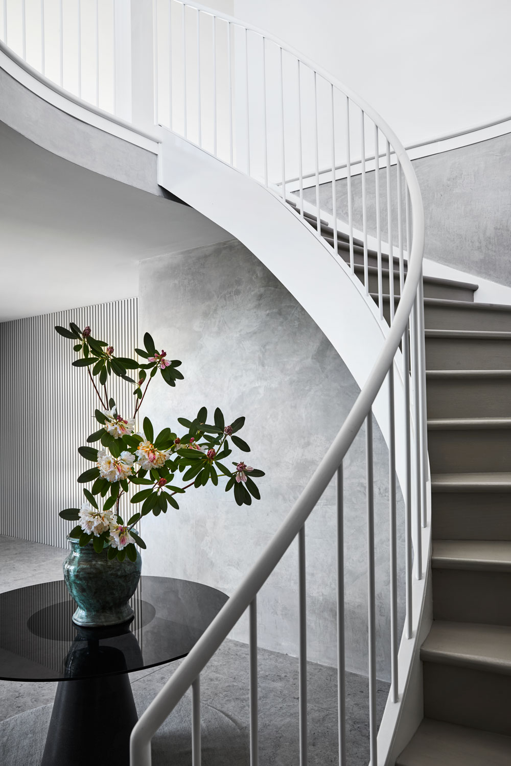 These Transitions Are Then Further Deepened With An Element Of Contrast, Creating A Balancing Act Between The Hardened Surfaces And The More Fluid Flow