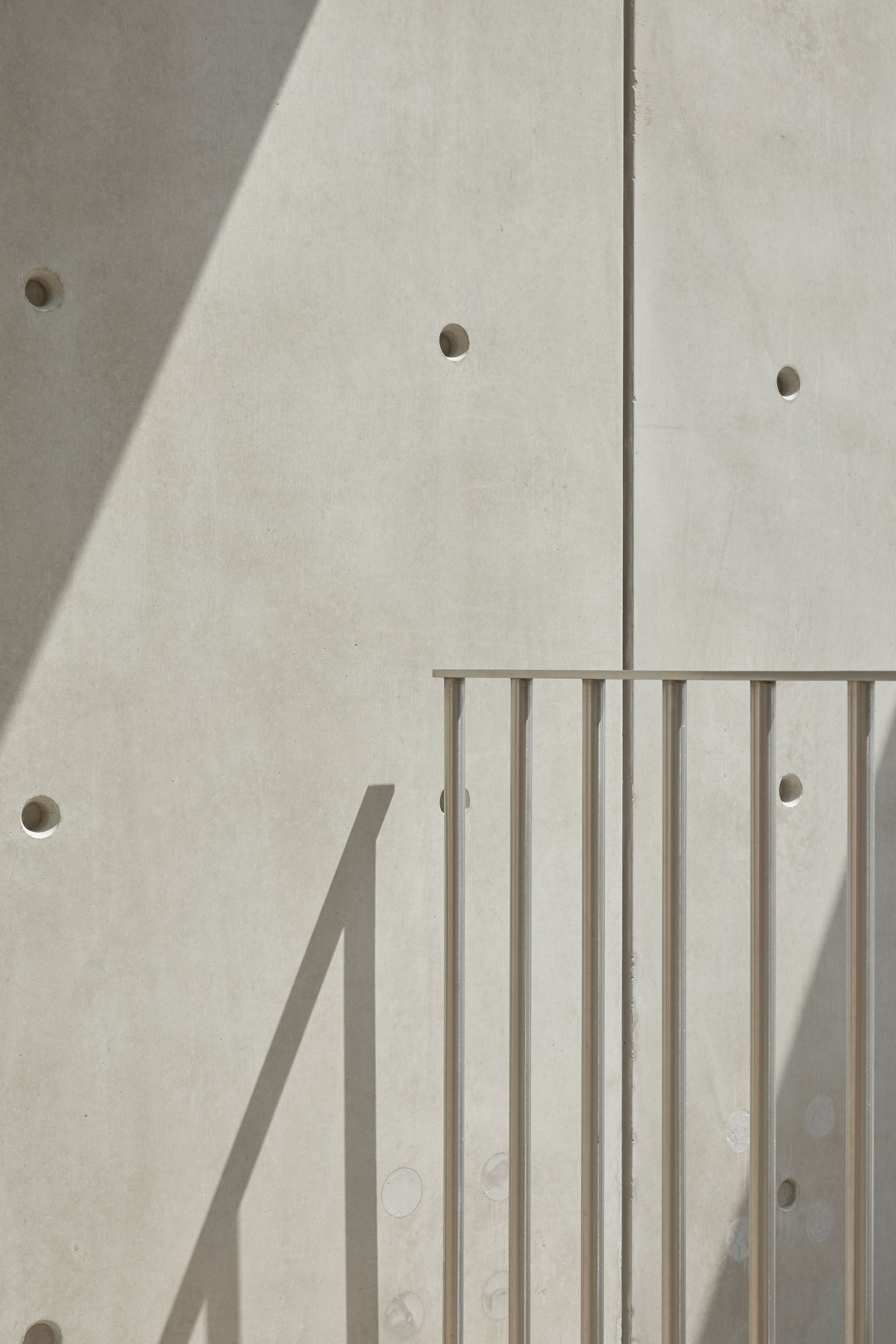 Skinny House Sees Japanese Principles Utilised To Carve Out Internal Spaces Free From The Clutter And Noise Of The Everyday, Proposing