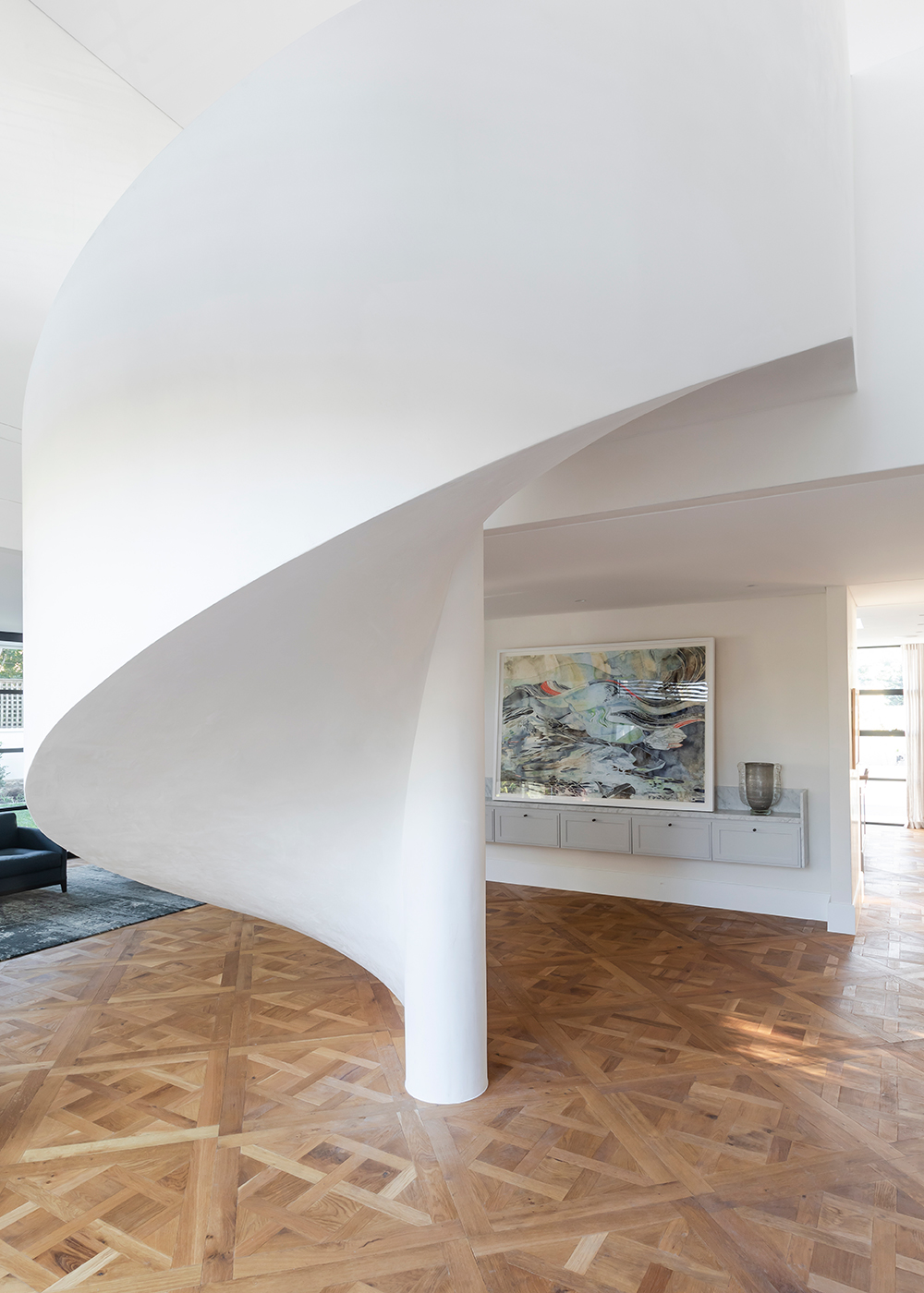 Light And Dark Underpin A Unique Union Of Traditional And Contemporary In Tom Mark Henry’s Bischoff Residence, Designed Together With Un F