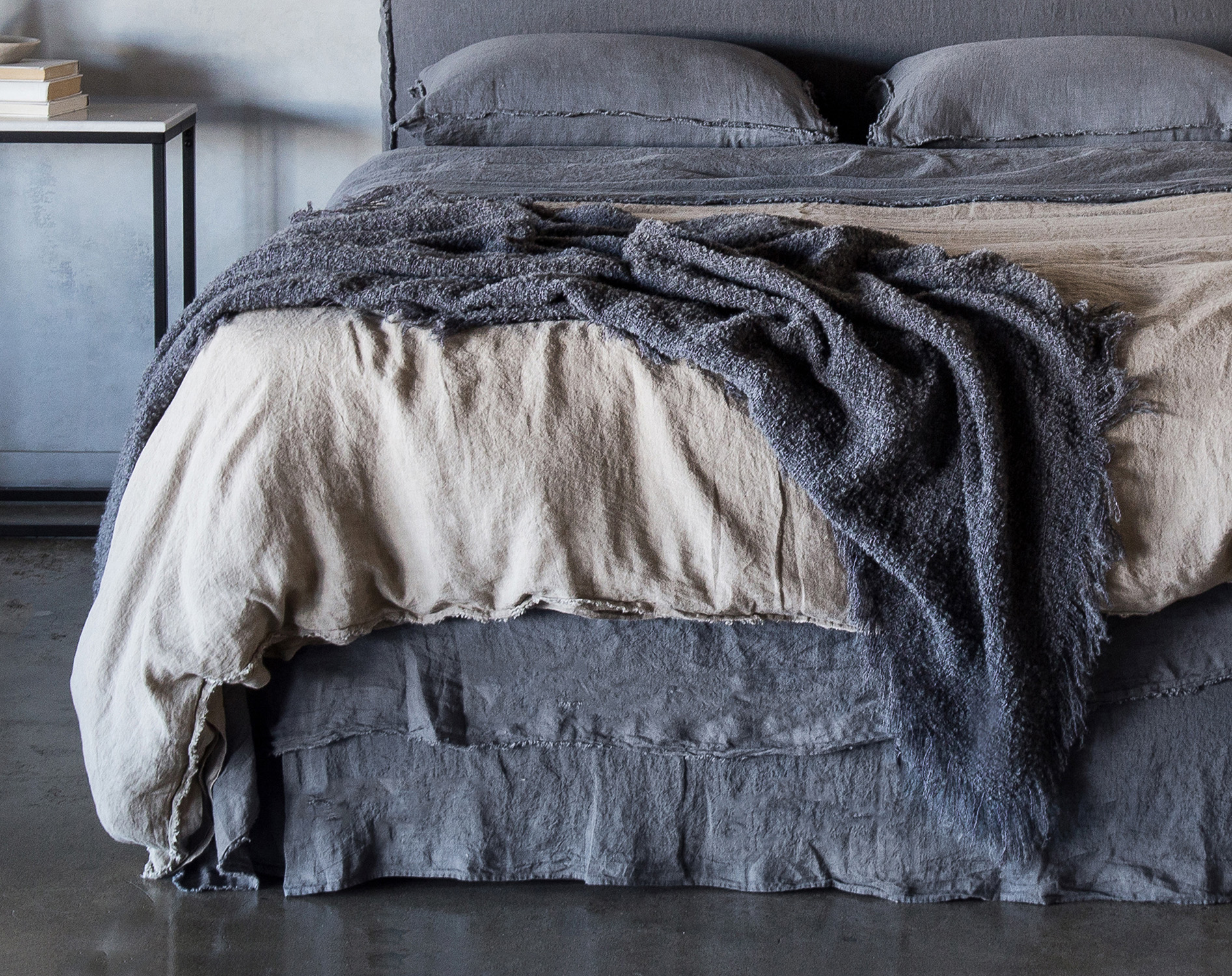 Hale Mercantile Co. Tempest Cep Bed Alplin