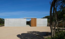 Tlp House At Prickly Rocks Oconner And Houle Architects 03