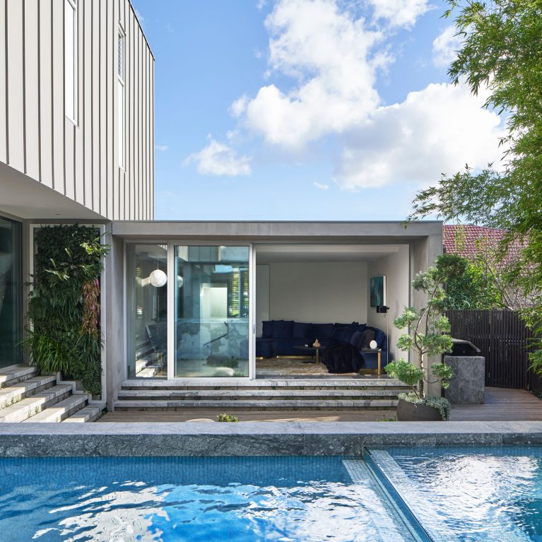 Tlp St Vincents Place Coy Yiontis 07