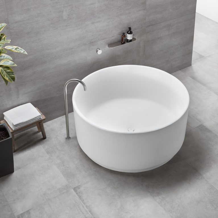 Claybrook Orbit Bath Top View 3347000355 (1)