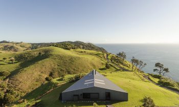 A Windswept Hillside Home – The Dart By Studio John Irving The Fisher & Paykel Series Image 18